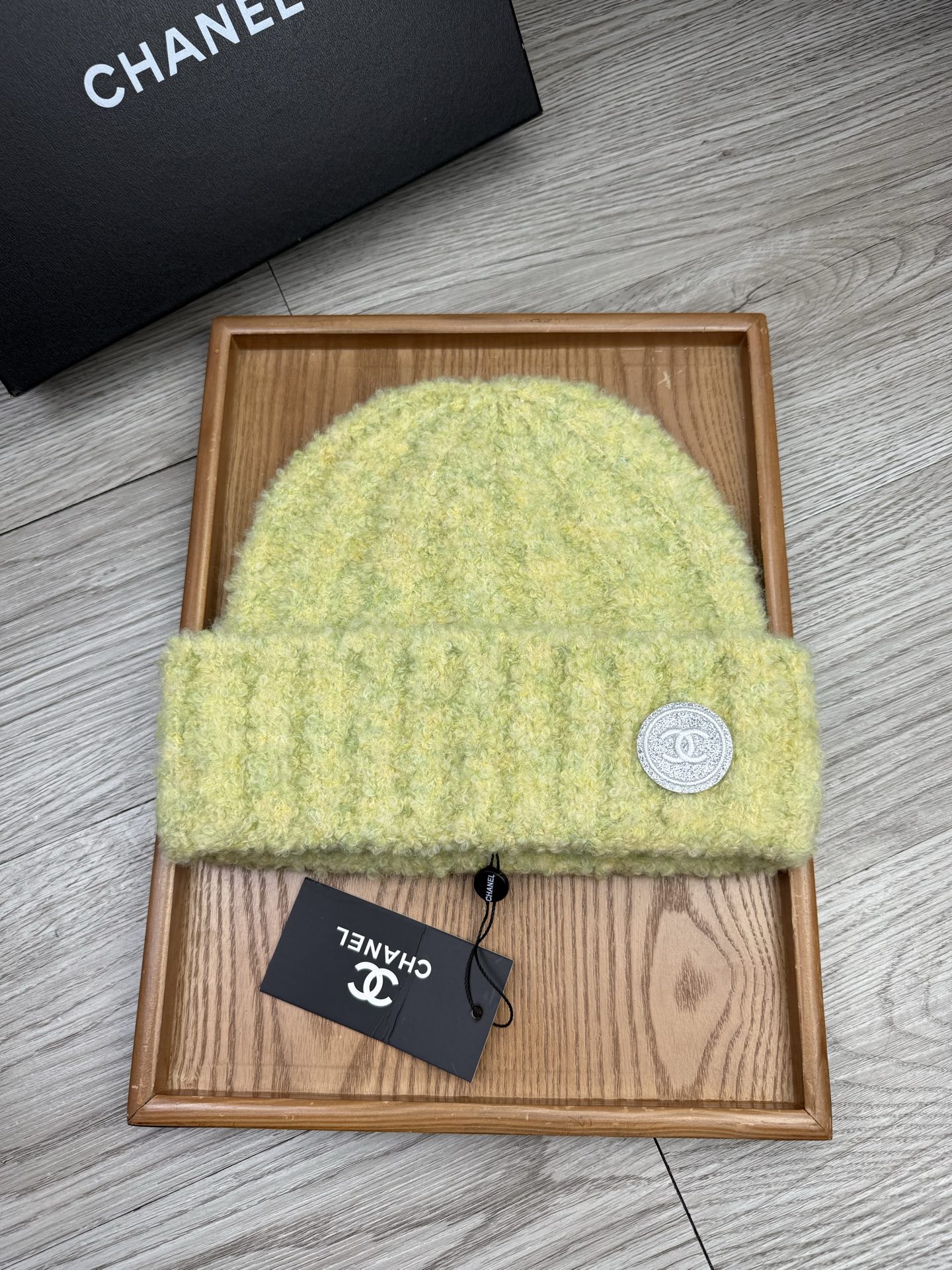 。C家。福利！【细毛线针织单帽】新款上架，特别实惠的一个系列帽子，面料：细毛线。密度紧致！毛线针织面料手