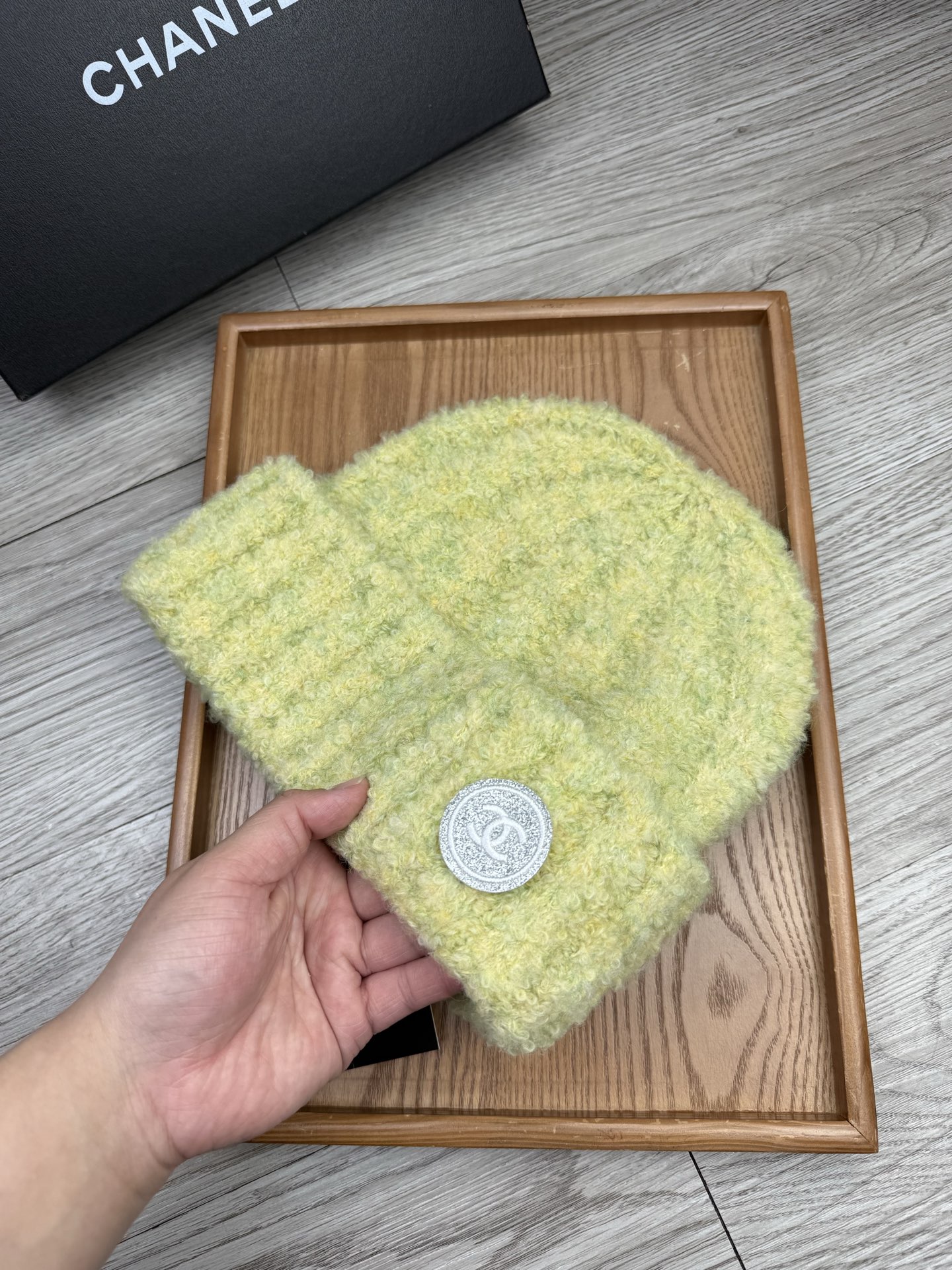 。C家。福利！【细毛线针织单帽】新款上架，特别实惠的一个系列帽子，面料：细毛线。密度紧致！毛线针织面料手