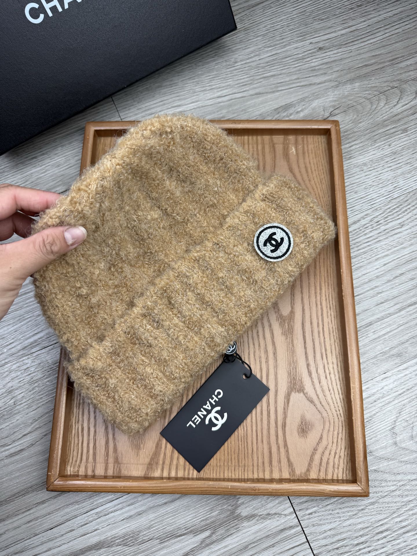 。C家。福利！【细毛线针织单帽】新款上架，特别实惠的一个系列帽子，面料：细毛线。密度紧致！毛线针织面料手