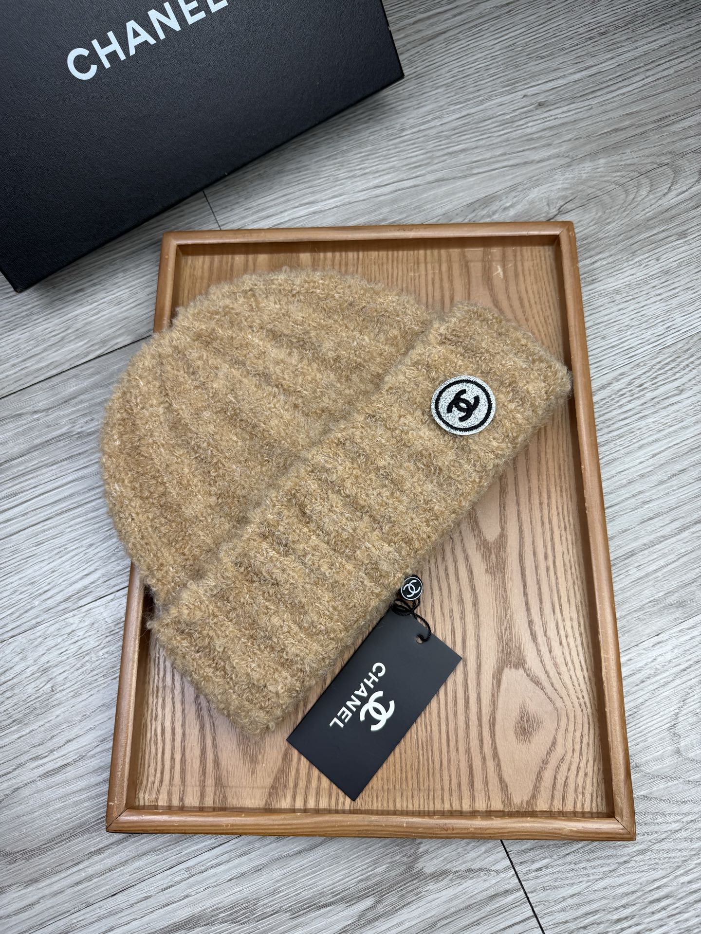 。C家。福利！【细毛线针织单帽】新款上架，特别实惠的一个系列帽子，面料：细毛线。密度紧致！毛线针织面料手