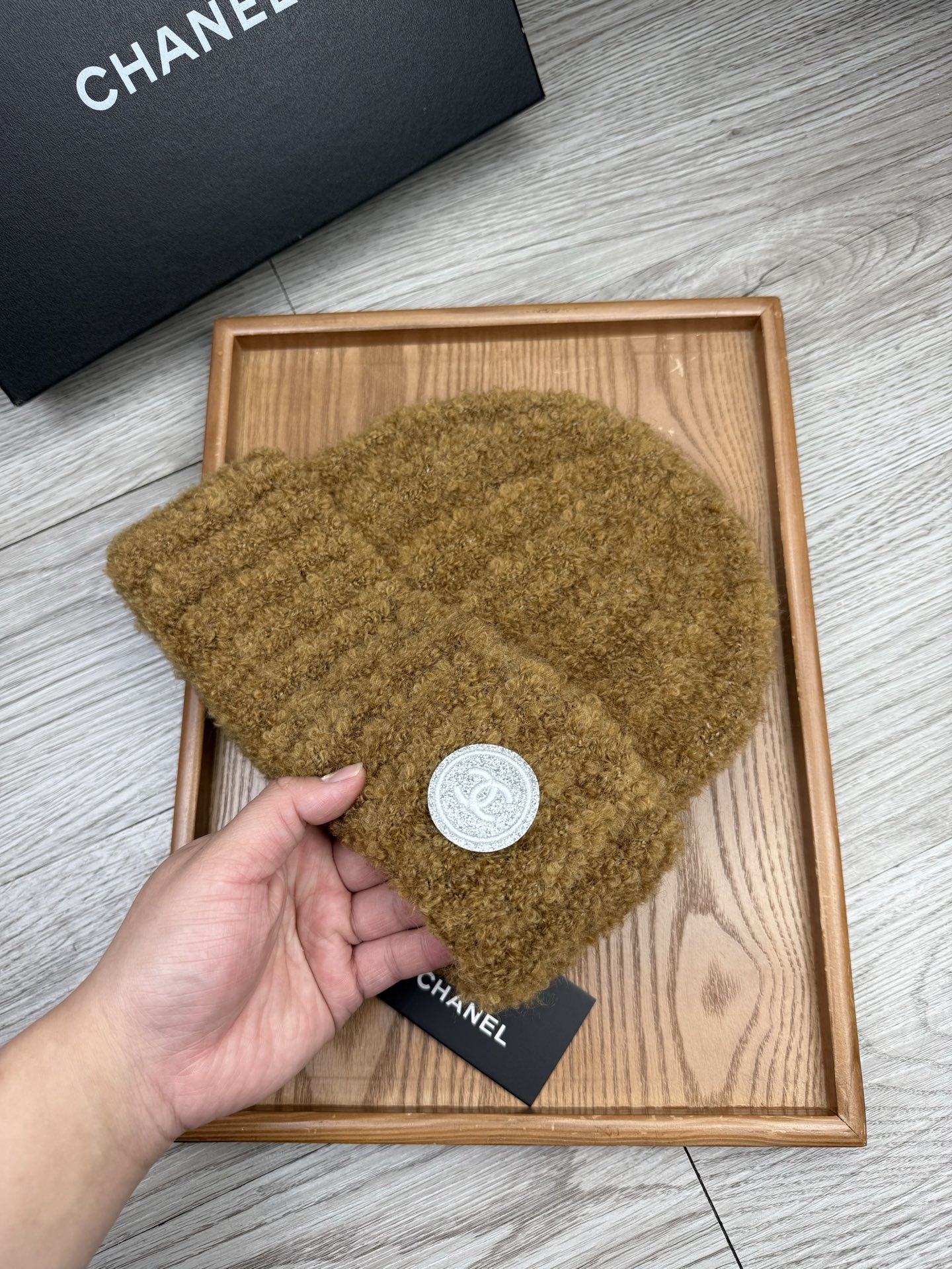 。C家。福利！【细毛线针织单帽】新款上架，特别实惠的一个系列帽子，面料：细毛线。密度紧致！毛线针织面料手