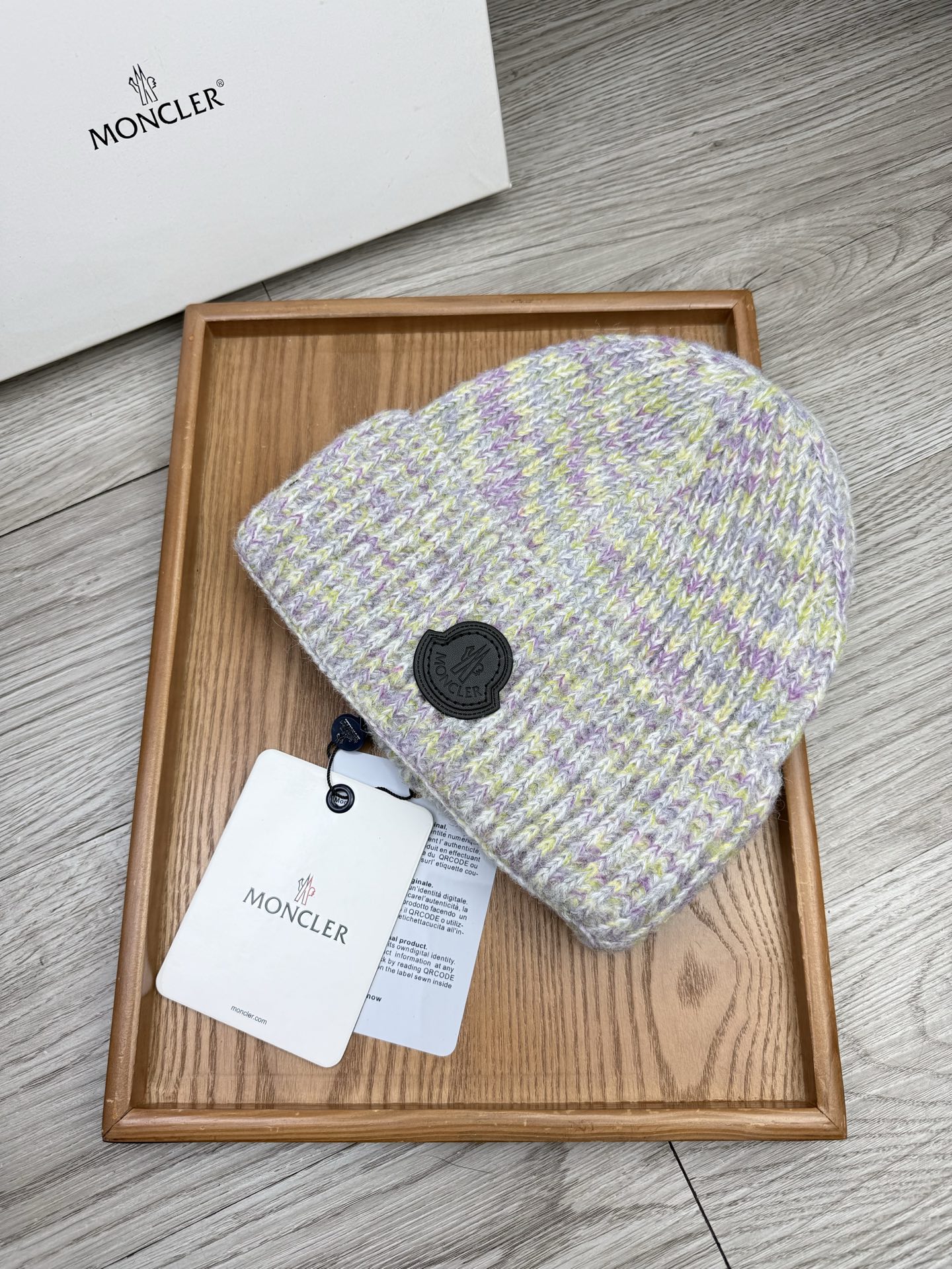 。蒙口。福利！【细毛线针织单帽】新款上架，特别实惠的一个系列帽子，面料：细毛线。密度紧致！毛线针织面料手