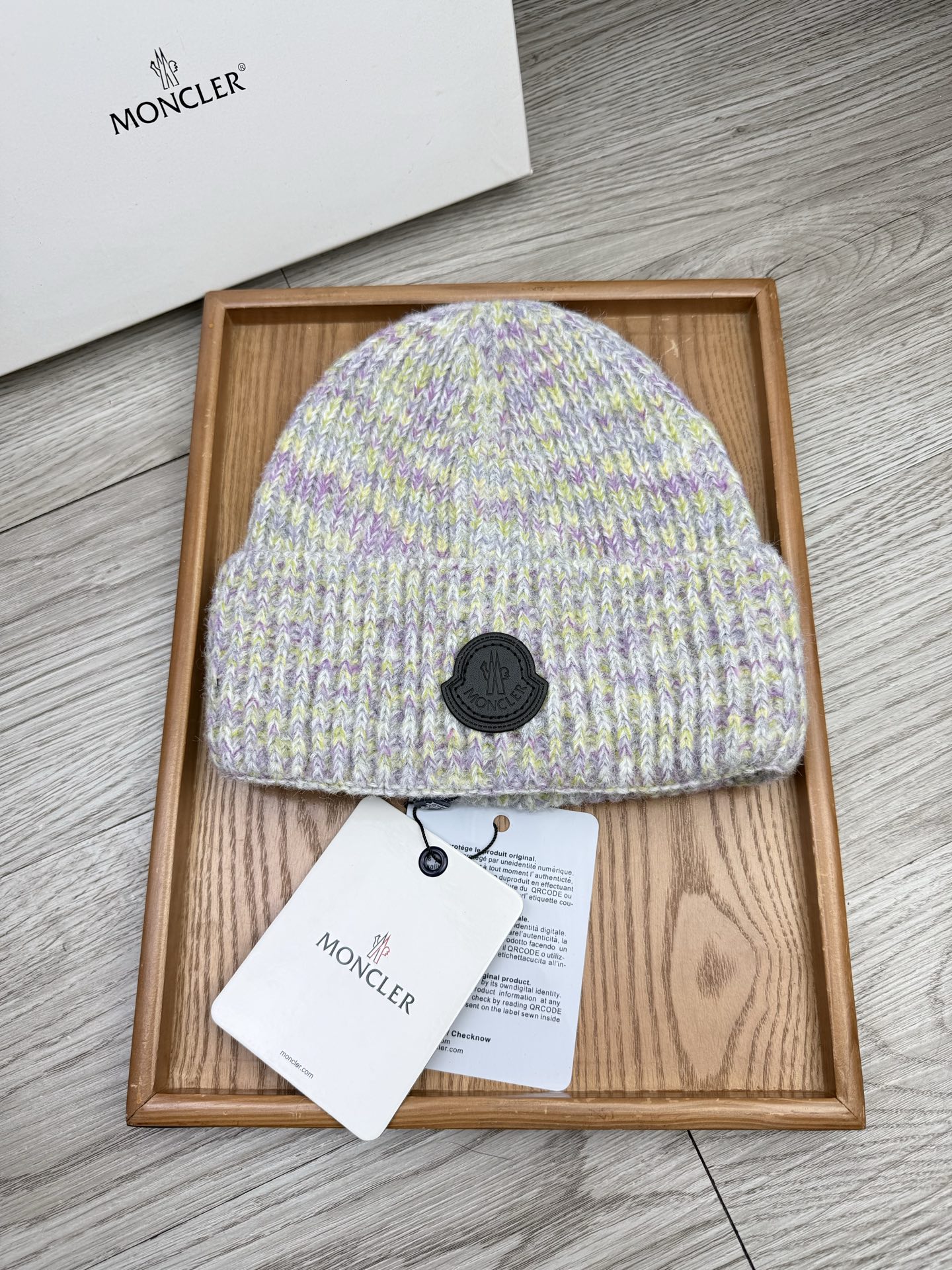 。蒙口。福利！【细毛线针织单帽】新款上架，特别实惠的一个系列帽子，面料：细毛线。密度紧致！毛线针织面料手