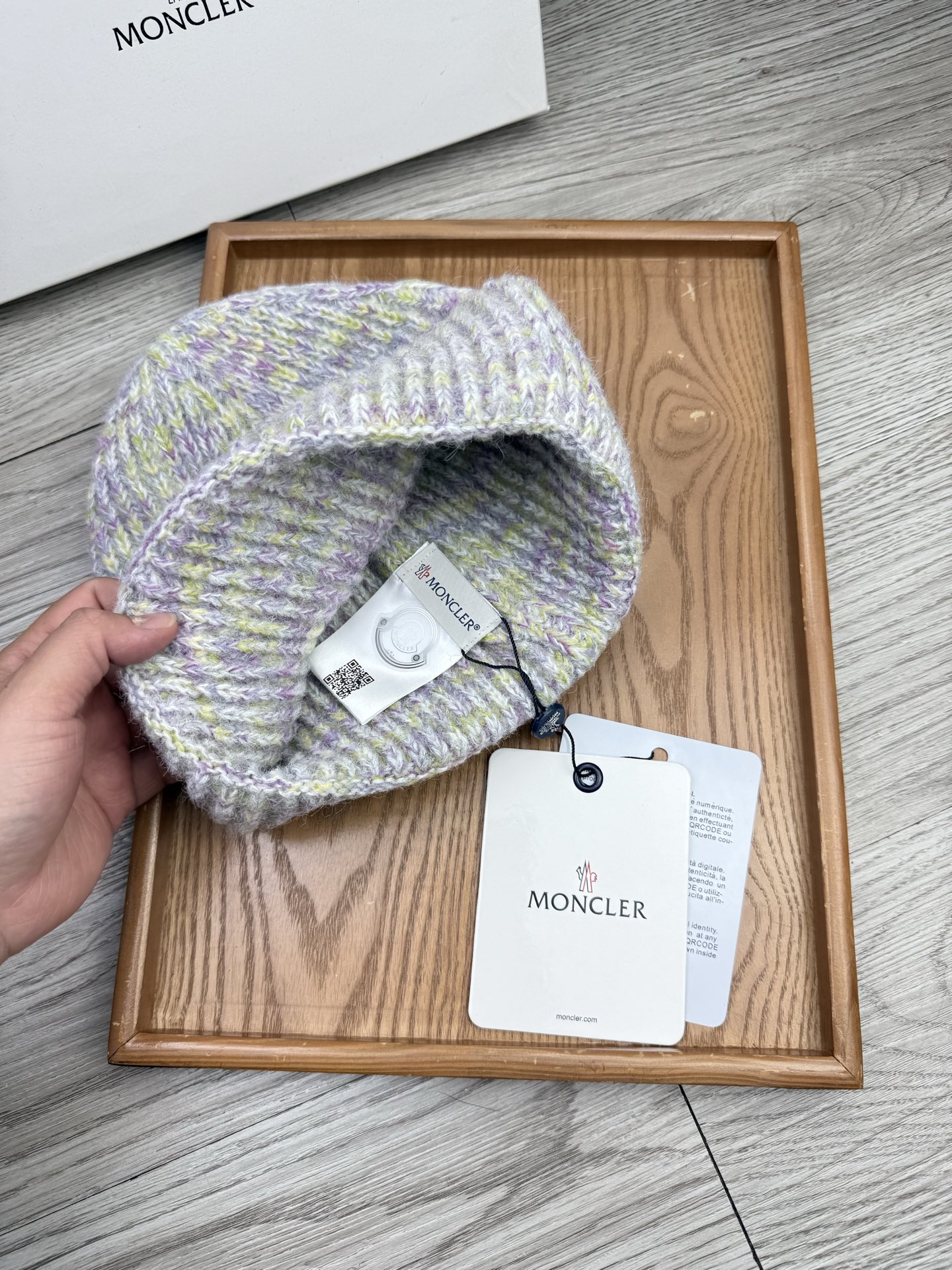 。蒙口。福利！【细毛线针织单帽】新款上架，特别实惠的一个系列帽子，面料：细毛线。密度紧致！毛线针织面料手