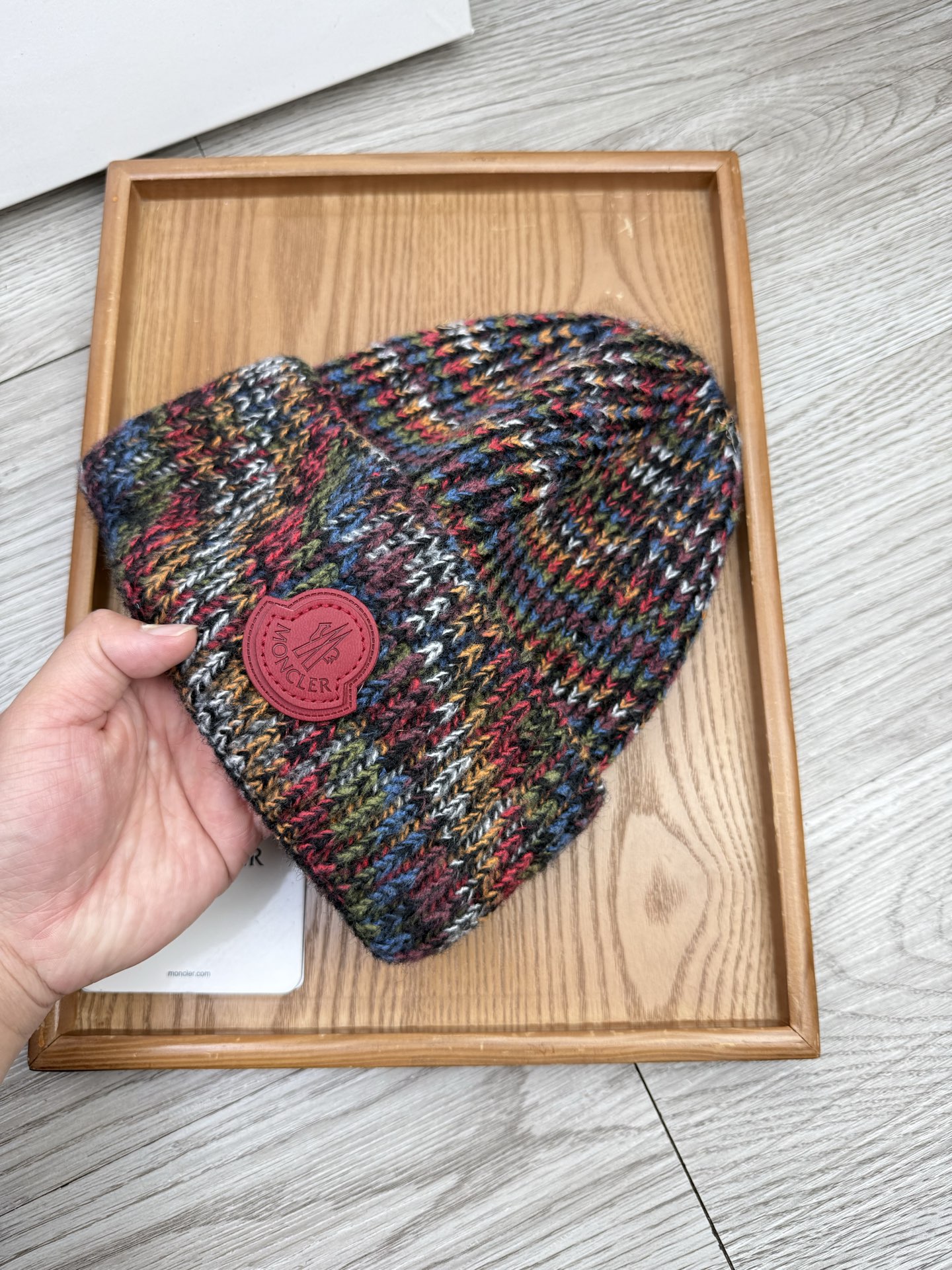 。蒙口。福利！【细毛线针织单帽】新款上架，特别实惠的一个系列帽子，面料：细毛线。密度紧致！毛线针织面料手