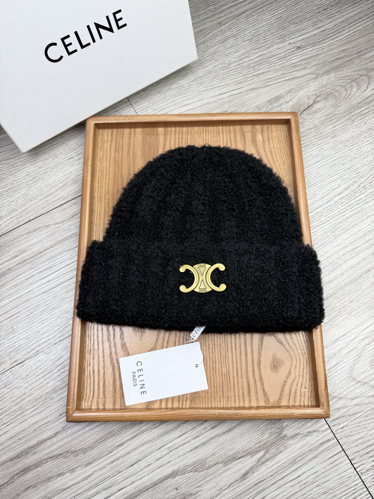 。赛琳。福利！【细毛线针织单帽】新款上架，特别实惠的一个系列帽子，面料：细毛线。密度紧致！毛线针织面料手