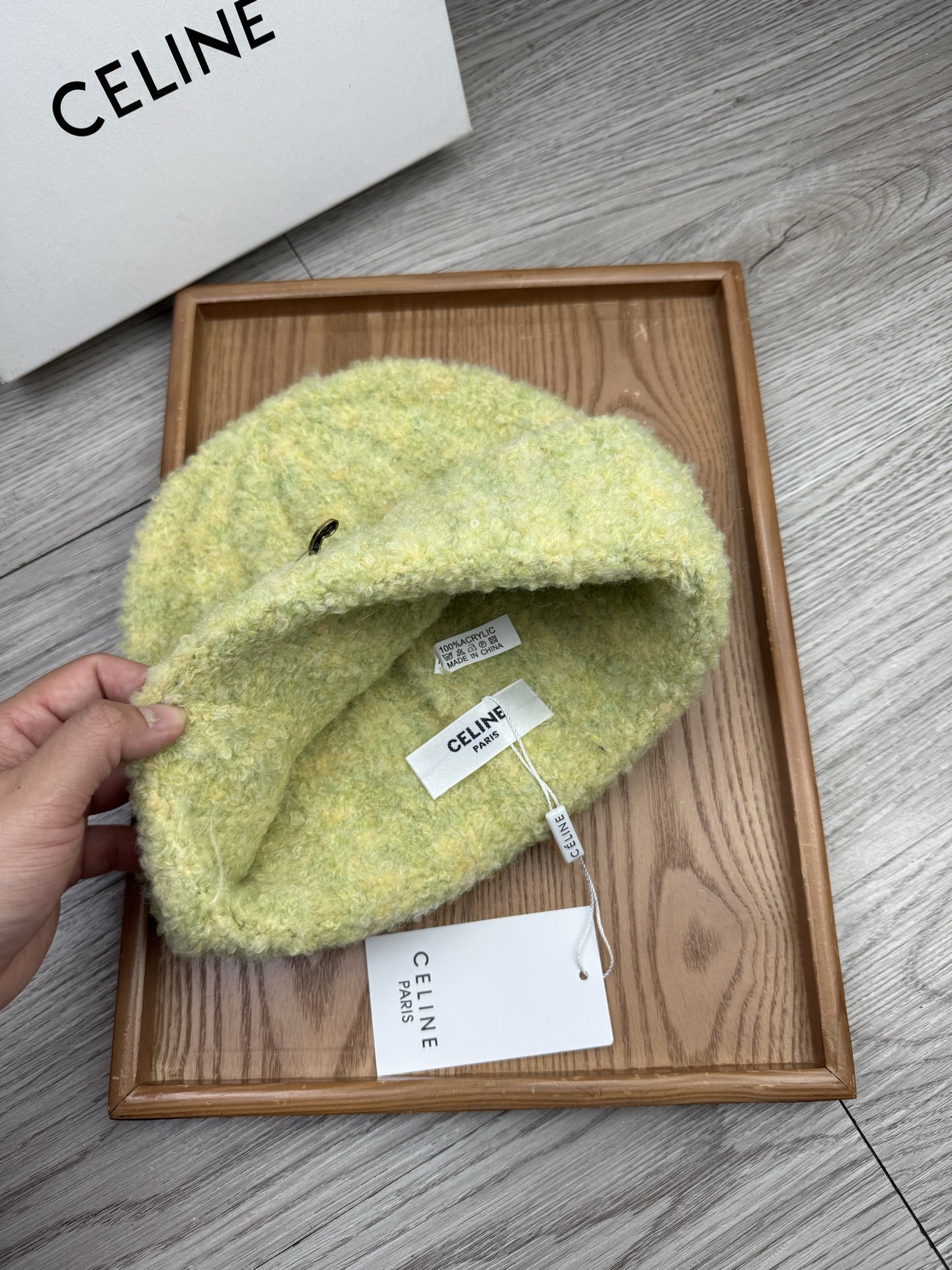 。赛琳。福利！【细毛线针织单帽】新款上架，特别实惠的一个系列帽子，面料：细毛线。密度紧致！毛线针织面料手