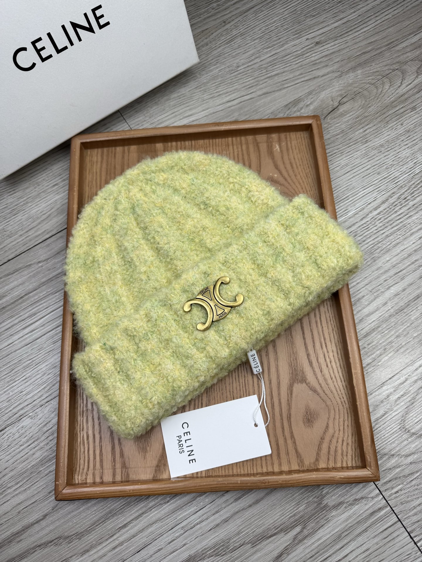 。赛琳。福利！【细毛线针织单帽】新款上架，特别实惠的一个系列帽子，面料：细毛线。密度紧致！毛线针织面料手