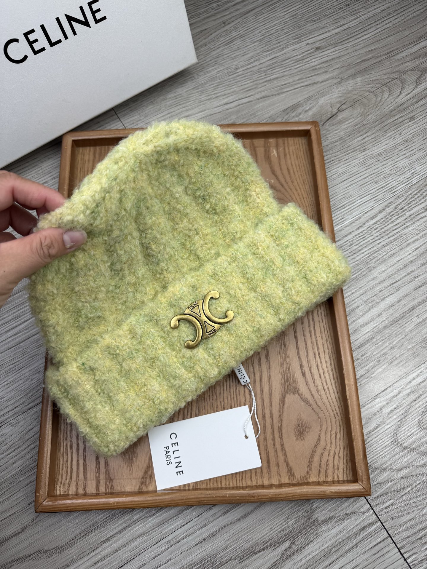 。赛琳。福利！【细毛线针织单帽】新款上架，特别实惠的一个系列帽子，面料：细毛线。密度紧致！毛线针织面料手