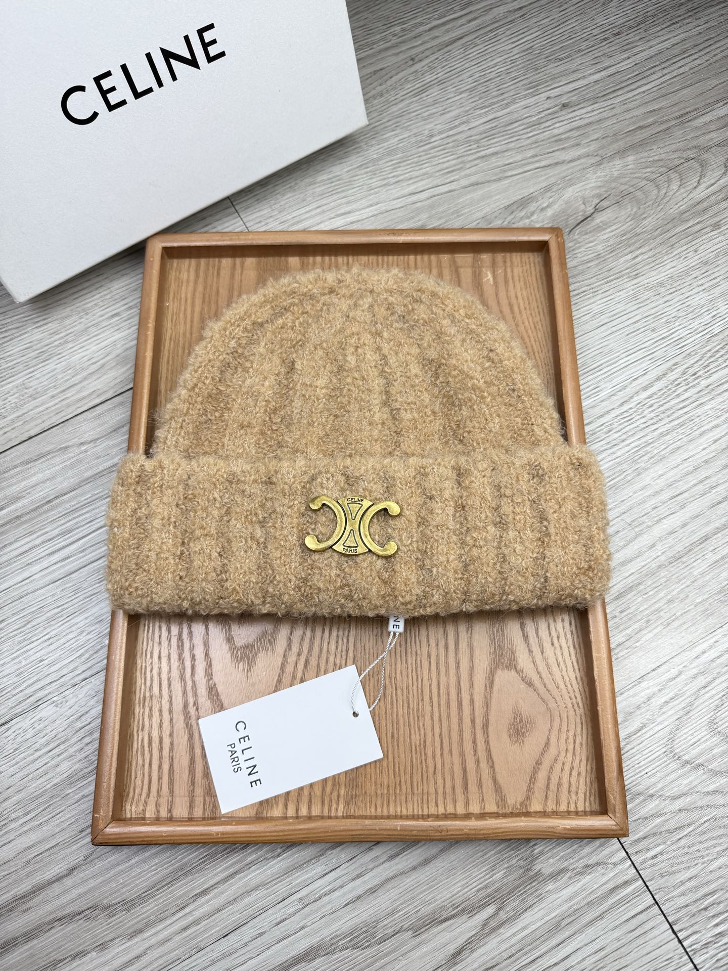 。赛琳。福利！【细毛线针织单帽】新款上架，特别实惠的一个系列帽子，面料：细毛线。密度紧致！毛线针织面料手