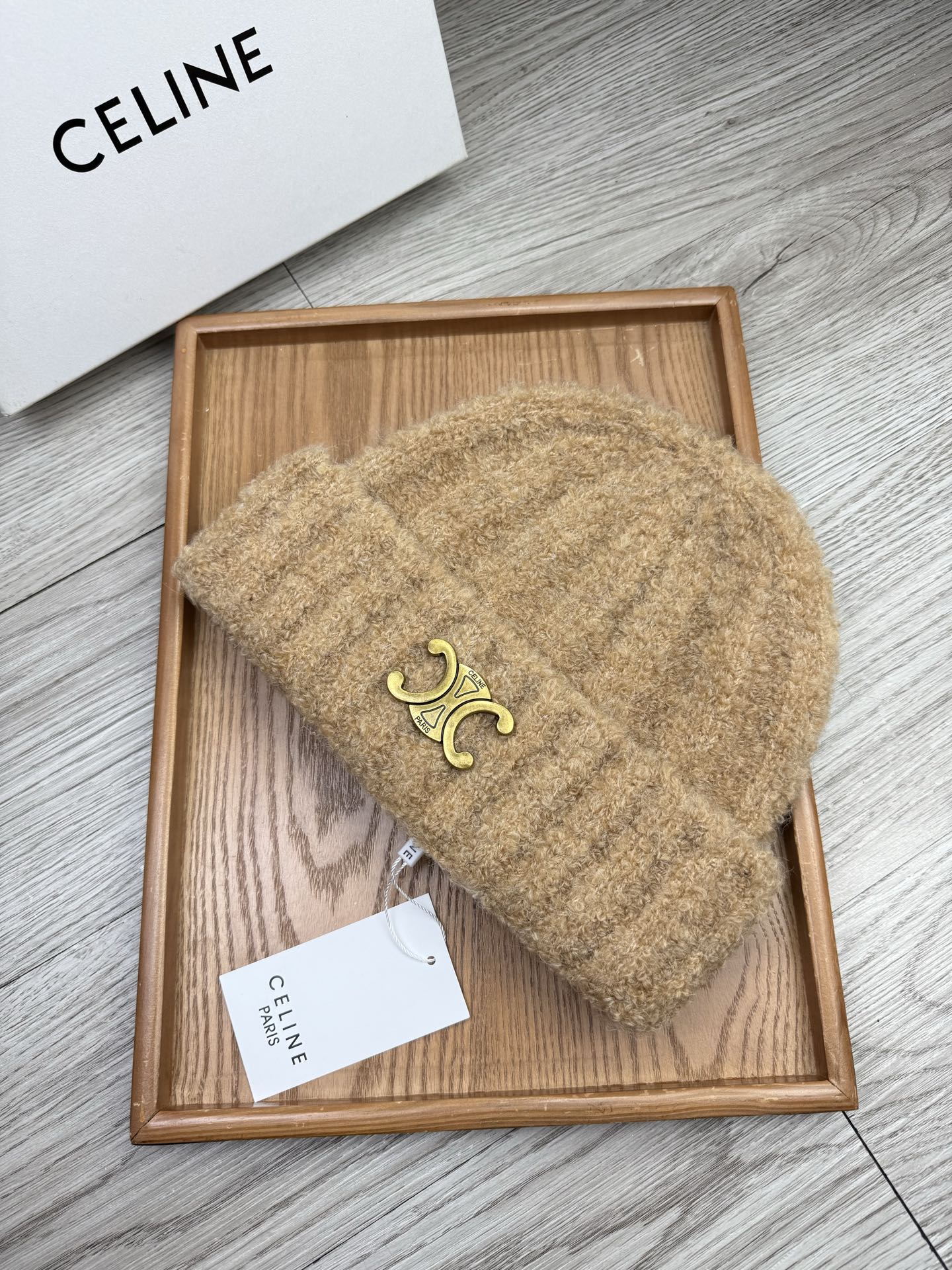 。赛琳。福利！【细毛线针织单帽】新款上架，特别实惠的一个系列帽子，面料：细毛线。密度紧致！毛线针织面料手