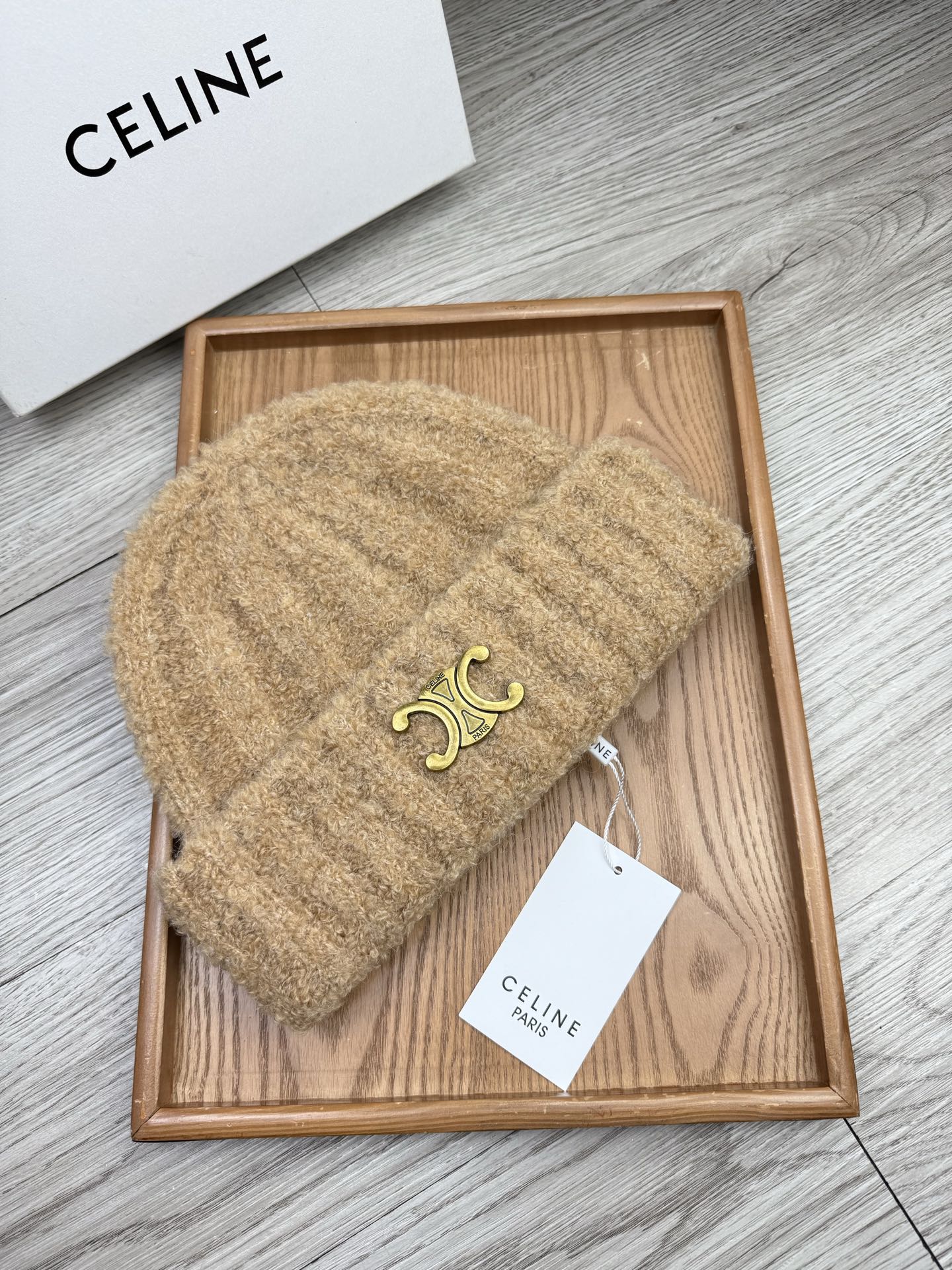 。赛琳。福利！【细毛线针织单帽】新款上架，特别实惠的一个系列帽子，面料：细毛线。密度紧致！毛线针织面料手