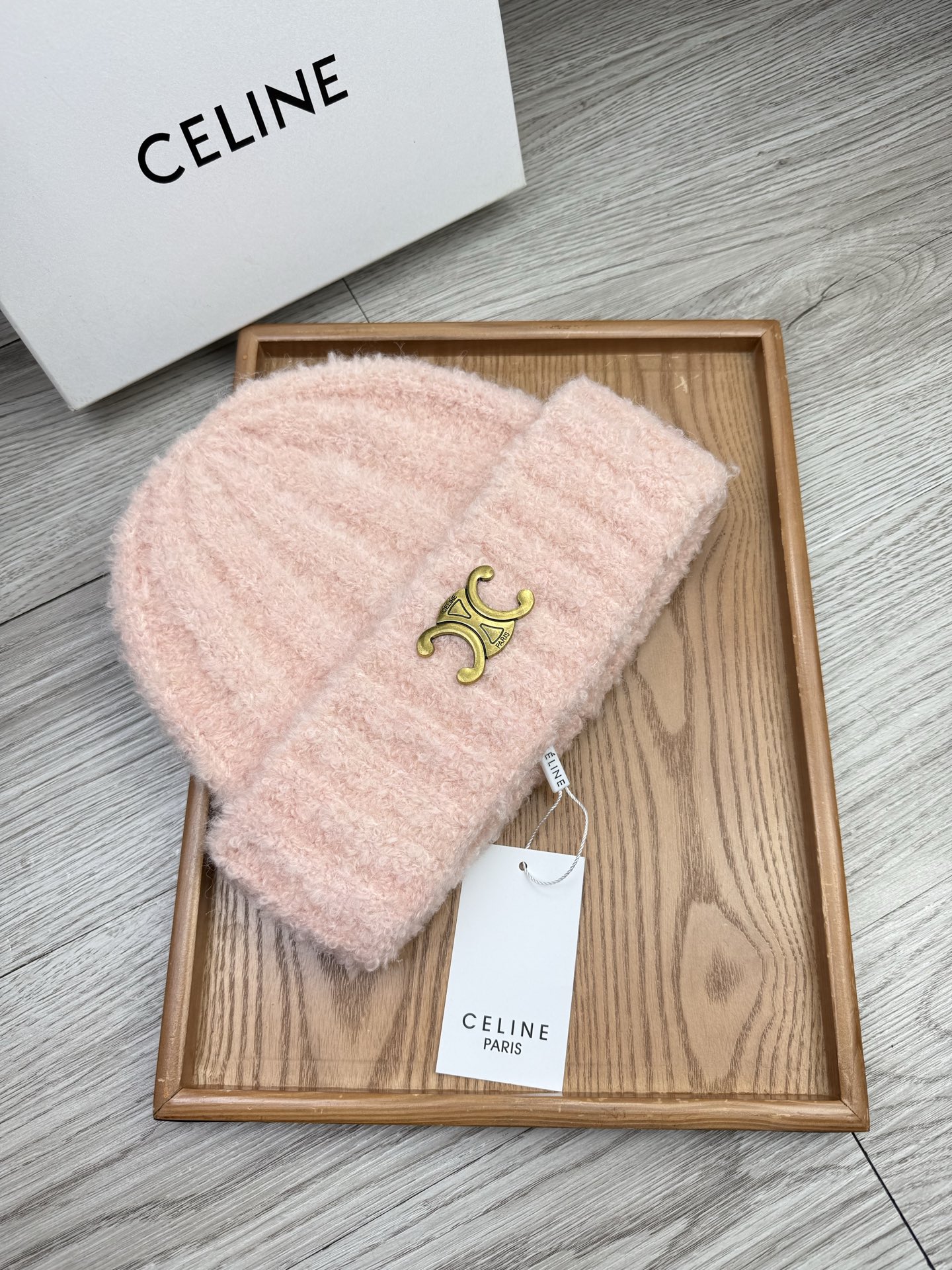 。赛琳。福利！【细毛线针织单帽】新款上架，特别实惠的一个系列帽子，面料：细毛线。密度紧致！毛线针织面料手