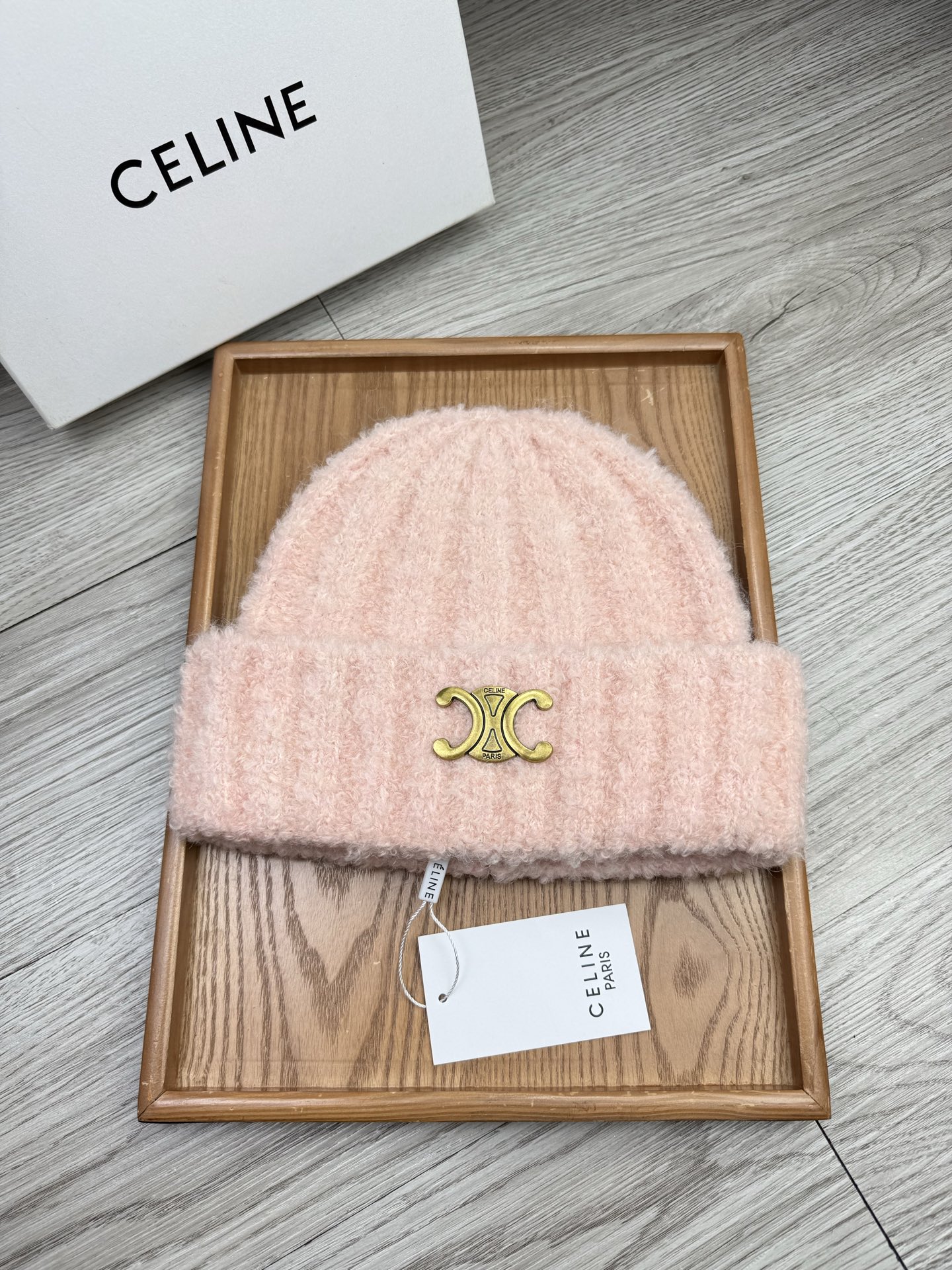 。赛琳。福利！【细毛线针织单帽】新款上架，特别实惠的一个系列帽子，面料：细毛线。密度紧致！毛线针织面料手