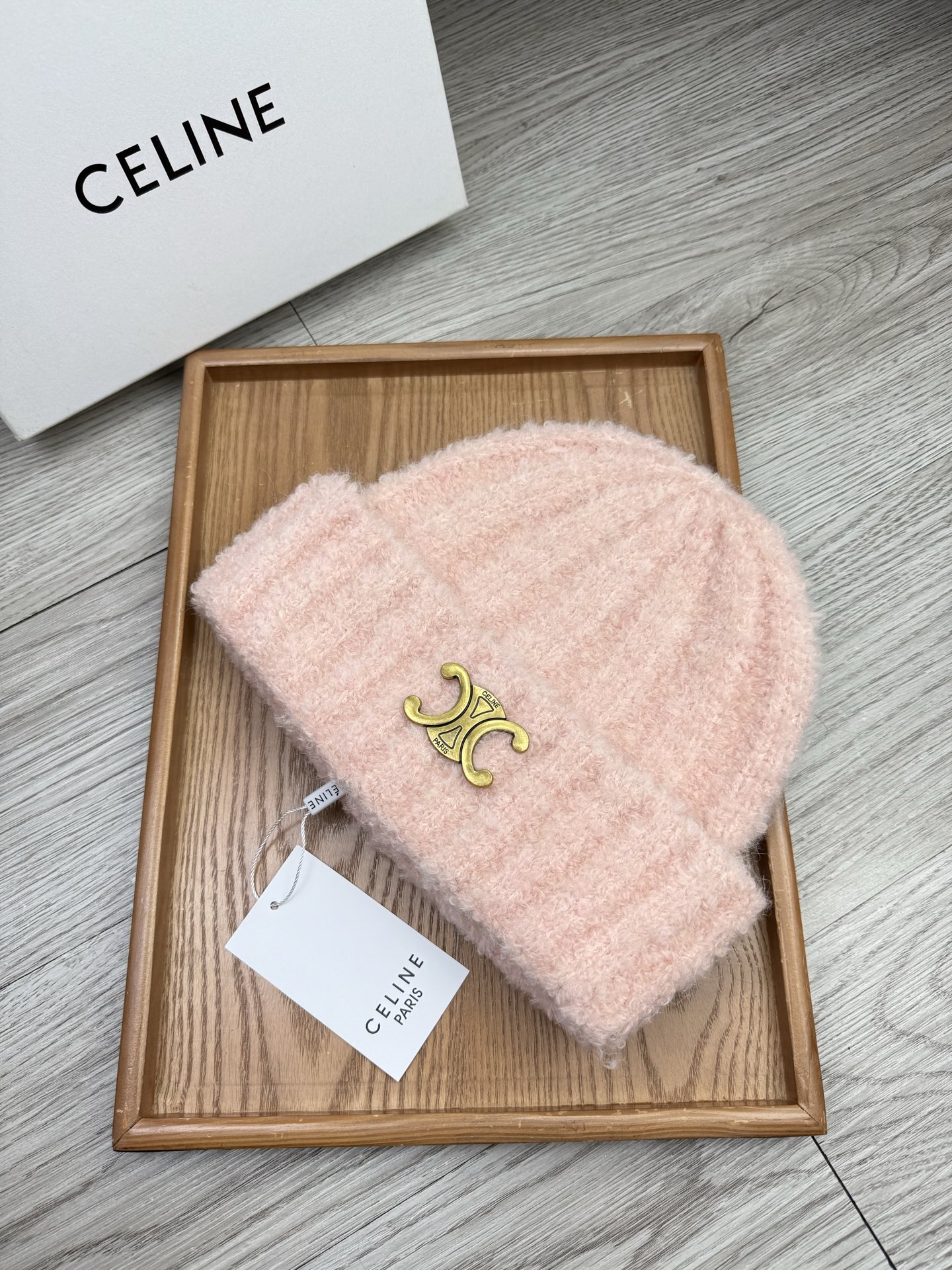 。赛琳。福利！【细毛线针织单帽】新款上架，特别实惠的一个系列帽子，面料：细毛线。密度紧致！毛线针织面料手