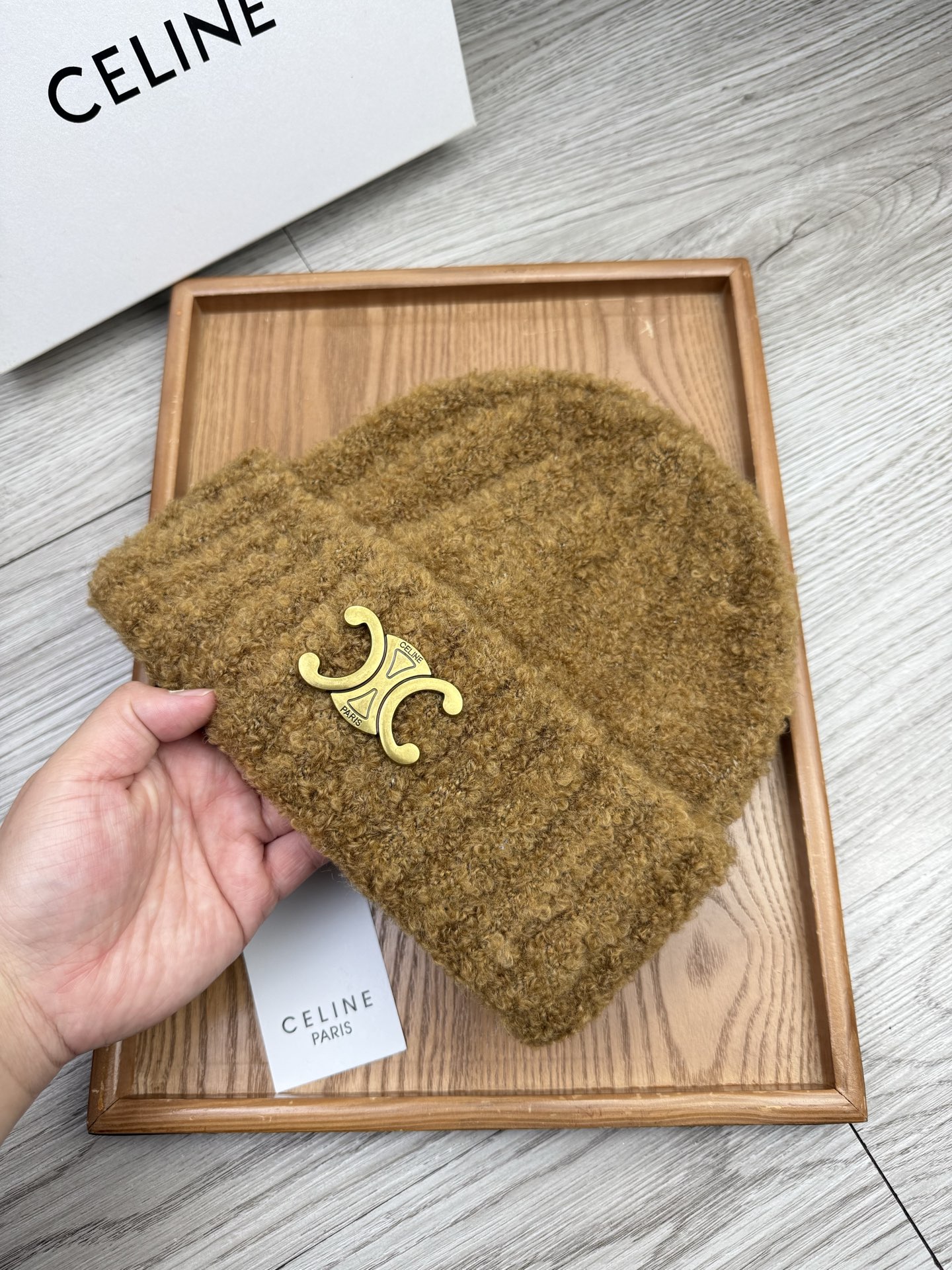 。赛琳。福利！【细毛线针织单帽】新款上架，特别实惠的一个系列帽子，面料：细毛线。密度紧致！毛线针织面料手