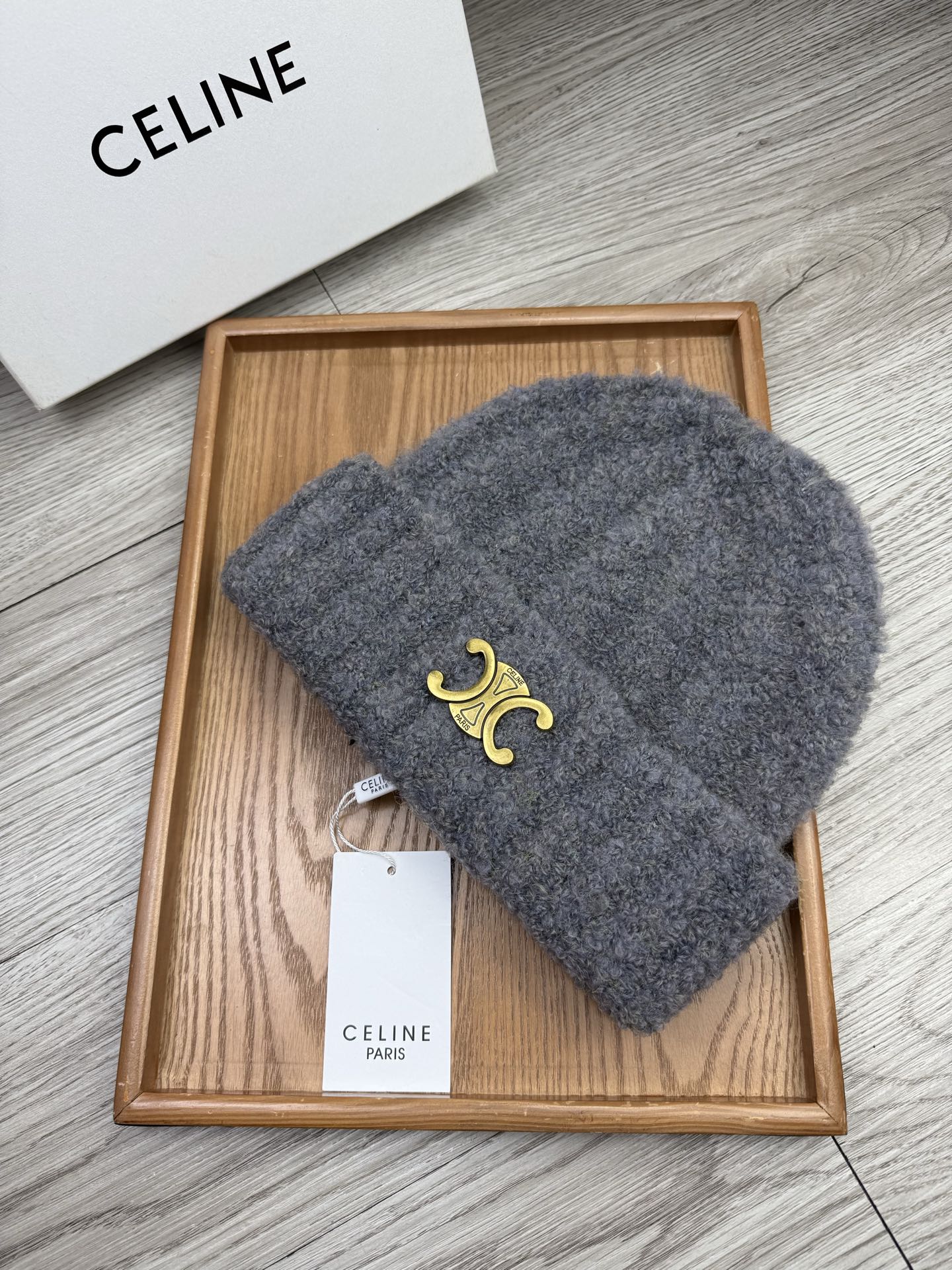 。赛琳。福利！【细毛线针织单帽】新款上架，特别实惠的一个系列帽子，面料：细毛线。密度紧致！毛线针织面料手