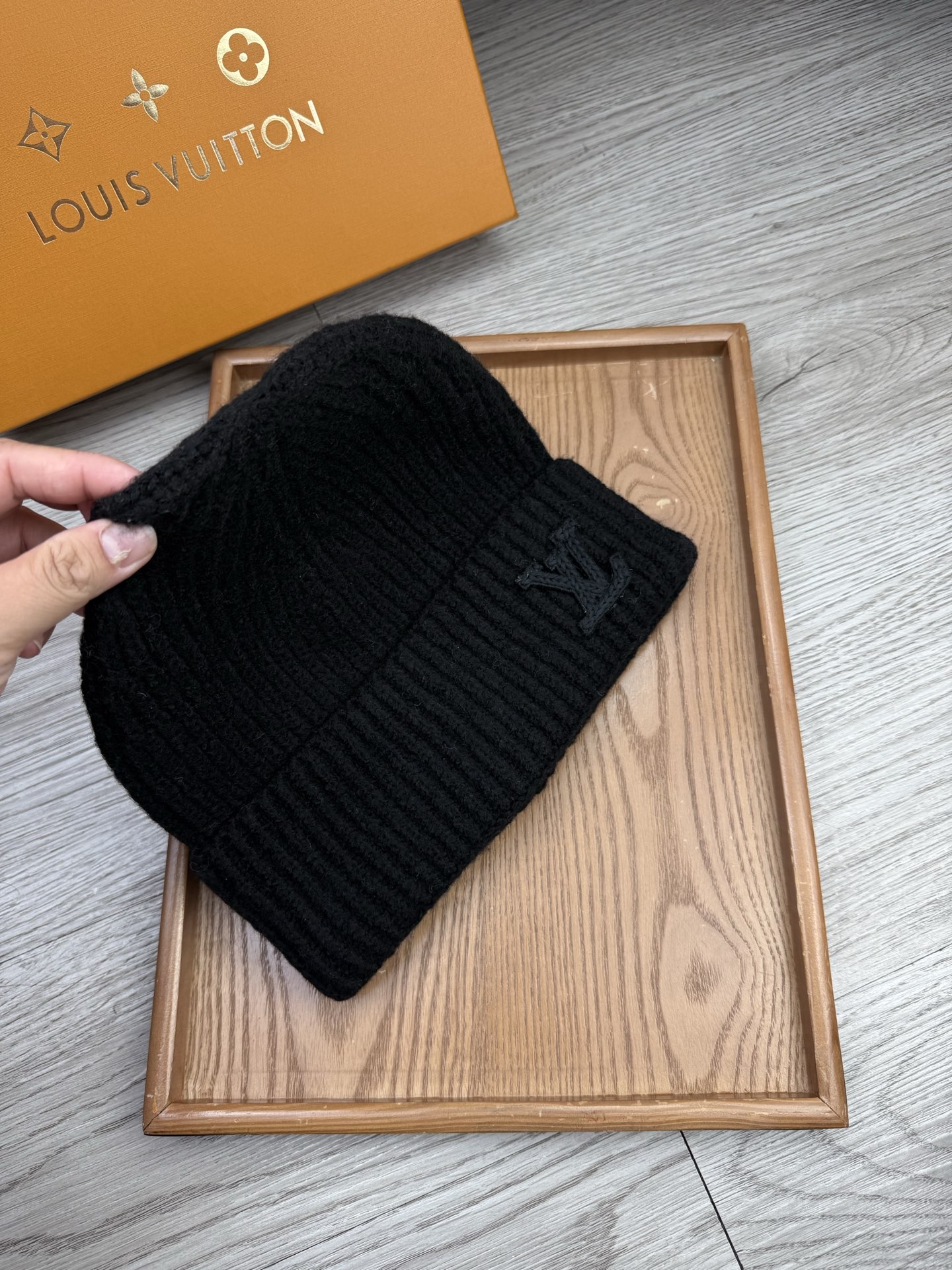 。L家。福利！【细毛线针织单帽】新款上架，特别实惠的一个系列帽子，面料：细毛线。密度紧致！毛线针织面料手