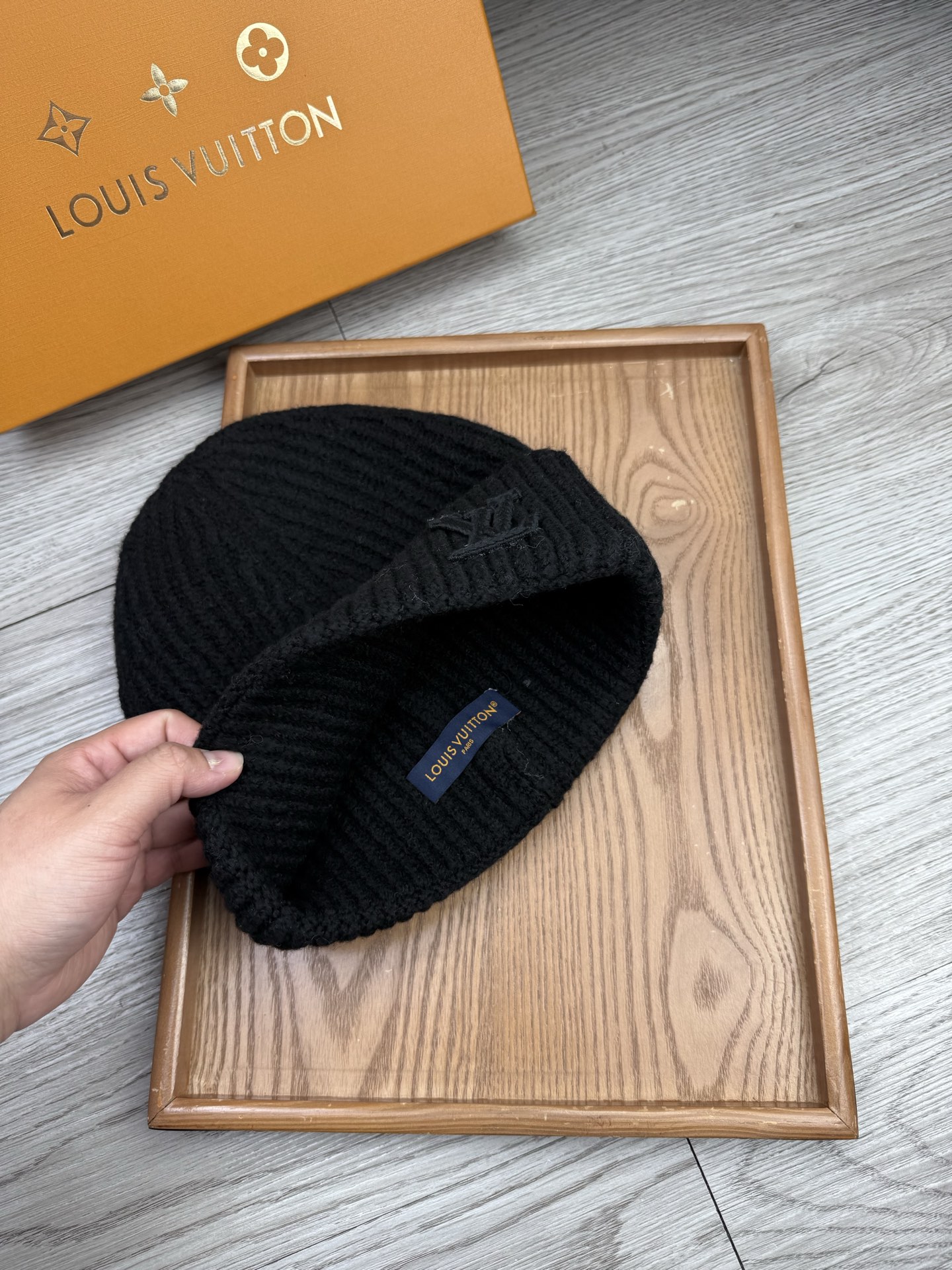 。L家。福利！【细毛线针织单帽】新款上架，特别实惠的一个系列帽子，面料：细毛线。密度紧致！毛线针织面料手