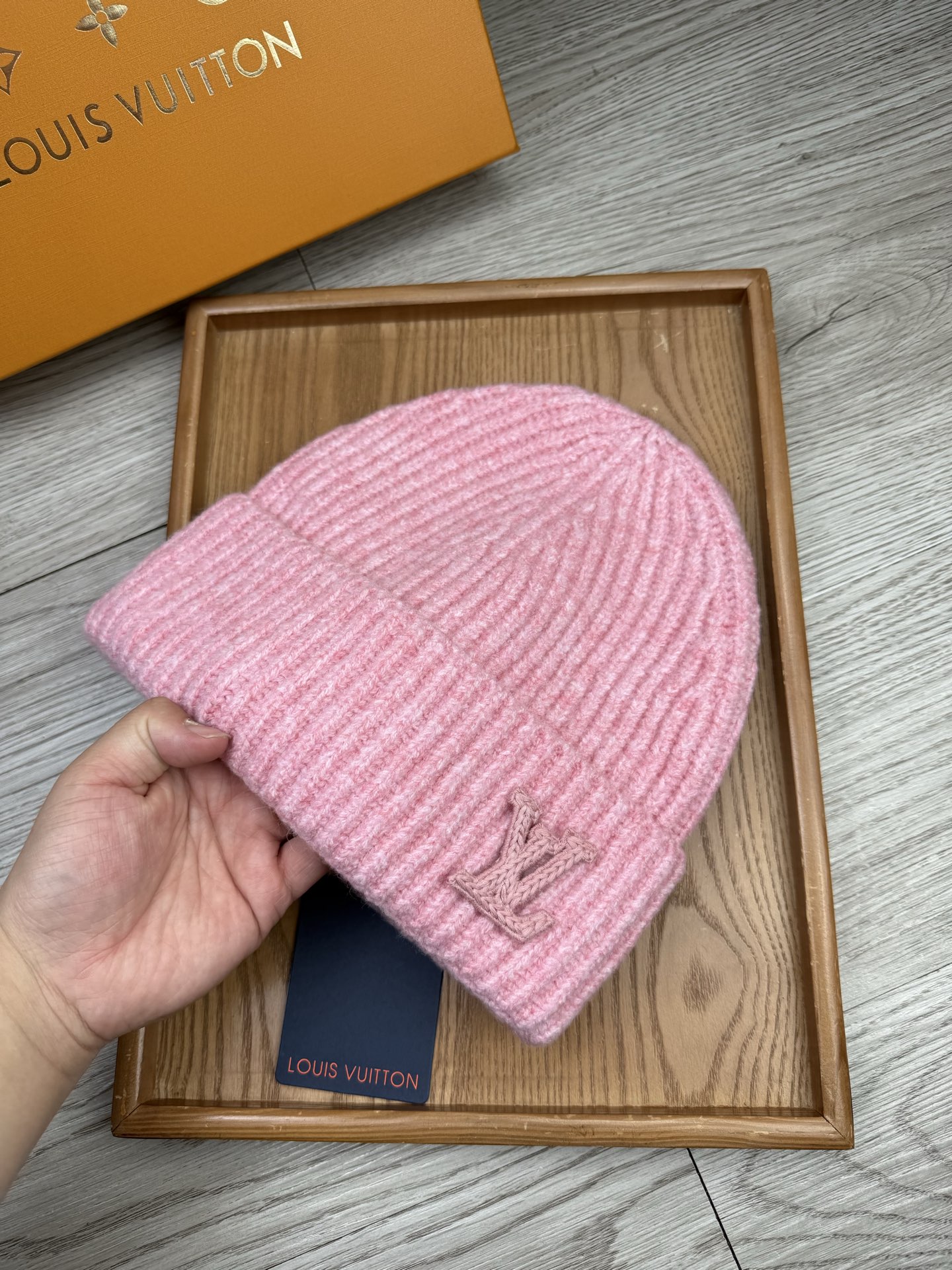 。L家。福利！【细毛线针织单帽】新款上架，特别实惠的一个系列帽子，面料：细毛线。密度紧致！毛线针织面料手