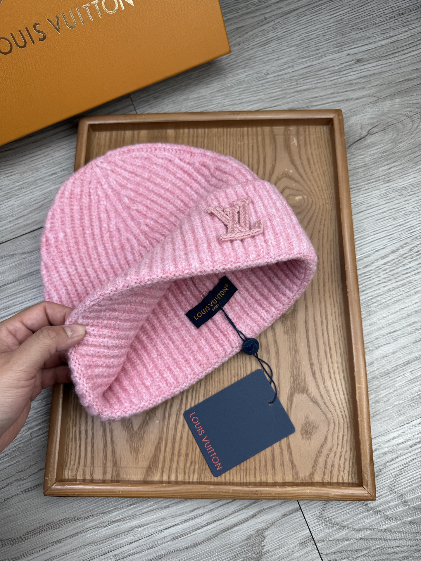 。L家。福利！【细毛线针织单帽】新款上架，特别实惠的一个系列帽子，面料：细毛线。密度紧致！毛线针织面料手