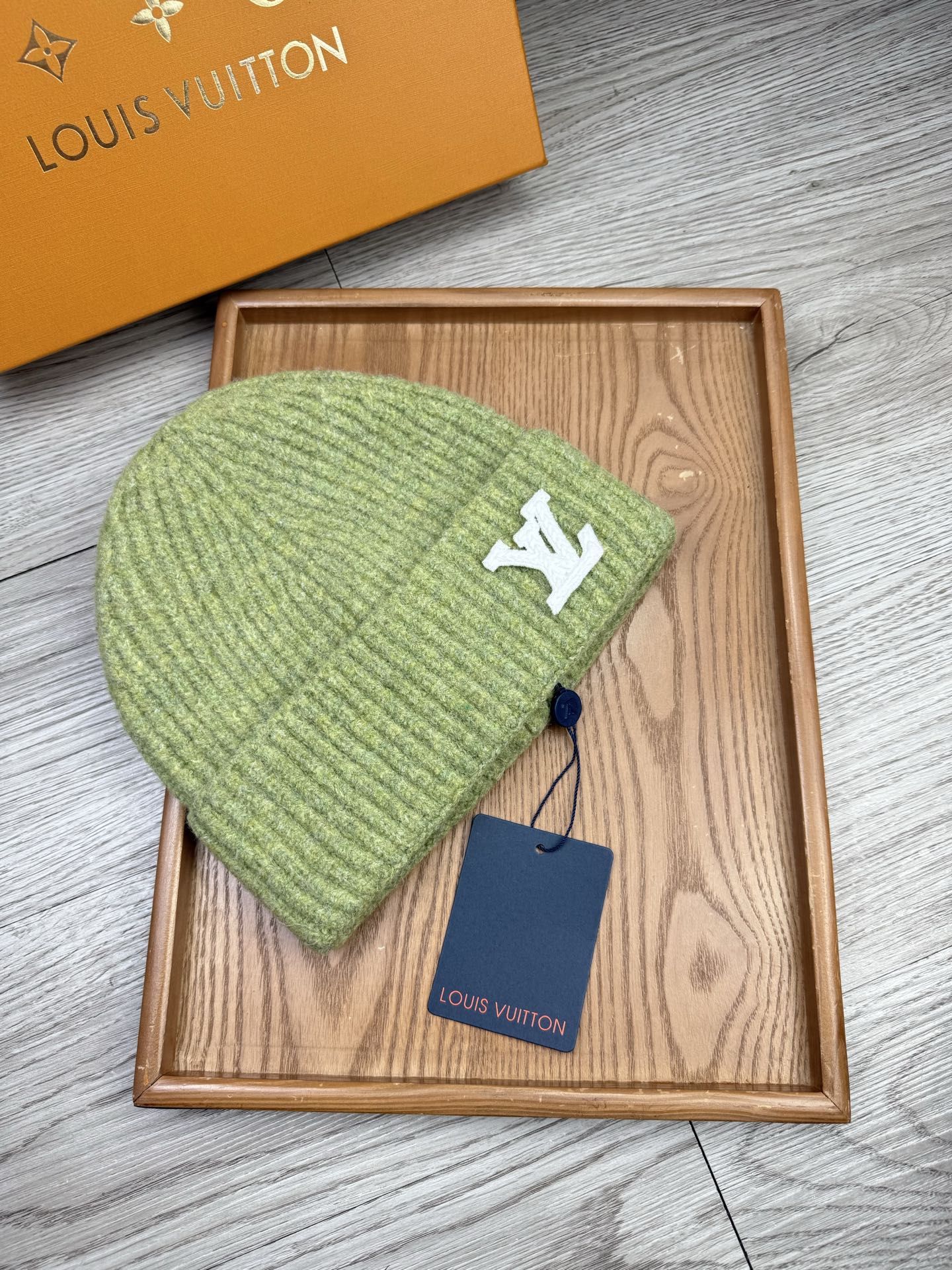 。L家。福利！【细毛线针织单帽】新款上架，特别实惠的一个系列帽子，面料：细毛线。密度紧致！毛线针织面料手