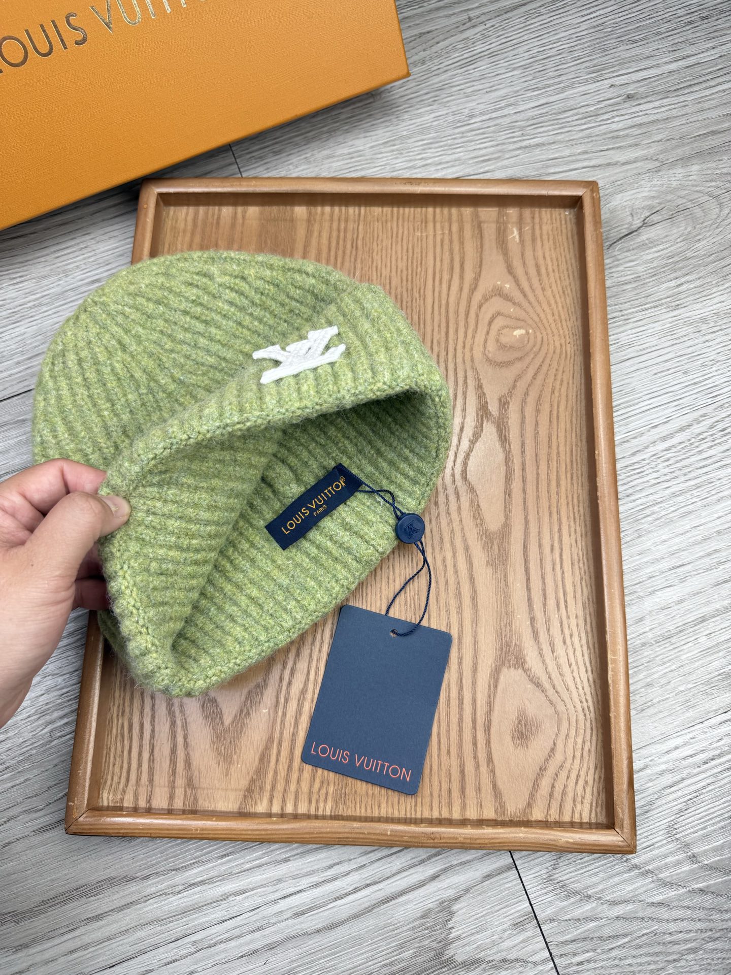 。L家。福利！【细毛线针织单帽】新款上架，特别实惠的一个系列帽子，面料：细毛线。密度紧致！毛线针织面料手