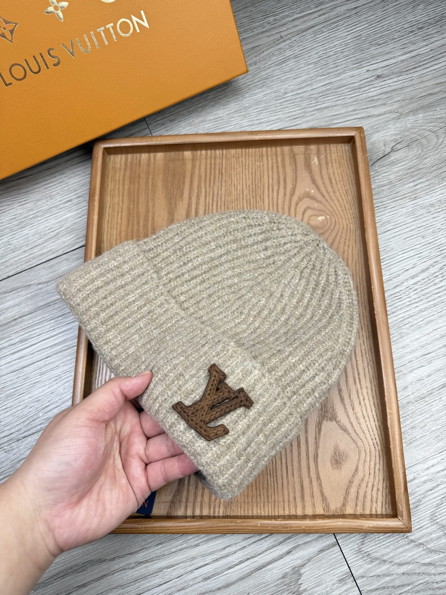 。L家。福利！【细毛线针织单帽】新款上架，特别实惠的一个系列帽子，面料：细毛线。密度紧致！毛线针织面料手