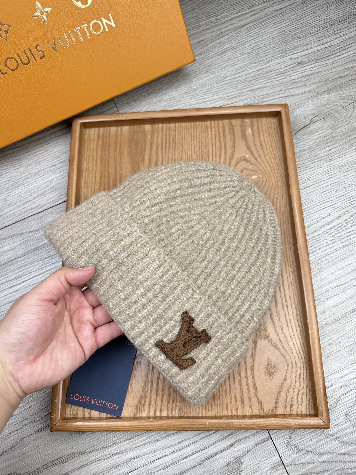 。L家。福利！【细毛线针织单帽】新款上架，特别实惠的一个系列帽子，面料：细毛线。密度紧致！毛线针织面料手