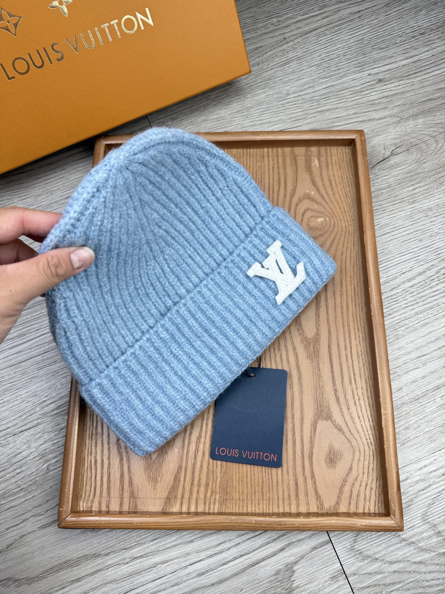 。L家。福利！【细毛线针织单帽】新款上架，特别实惠的一个系列帽子，面料：细毛线。密度紧致！毛线针织面料手