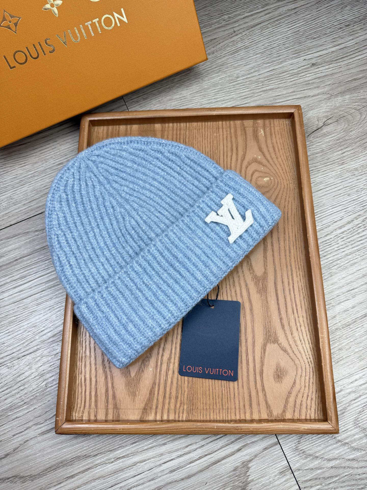 。L家。福利！【细毛线针织单帽】新款上架，特别实惠的一个系列帽子，面料：细毛线。密度紧致！毛线针织面料手