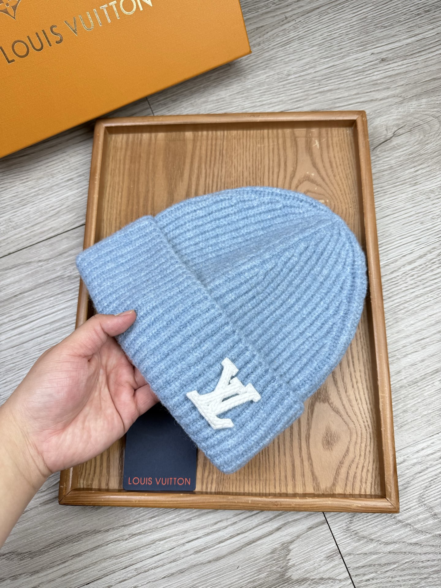 。L家。福利！【细毛线针织单帽】新款上架，特别实惠的一个系列帽子，面料：细毛线。密度紧致！毛线针织面料手