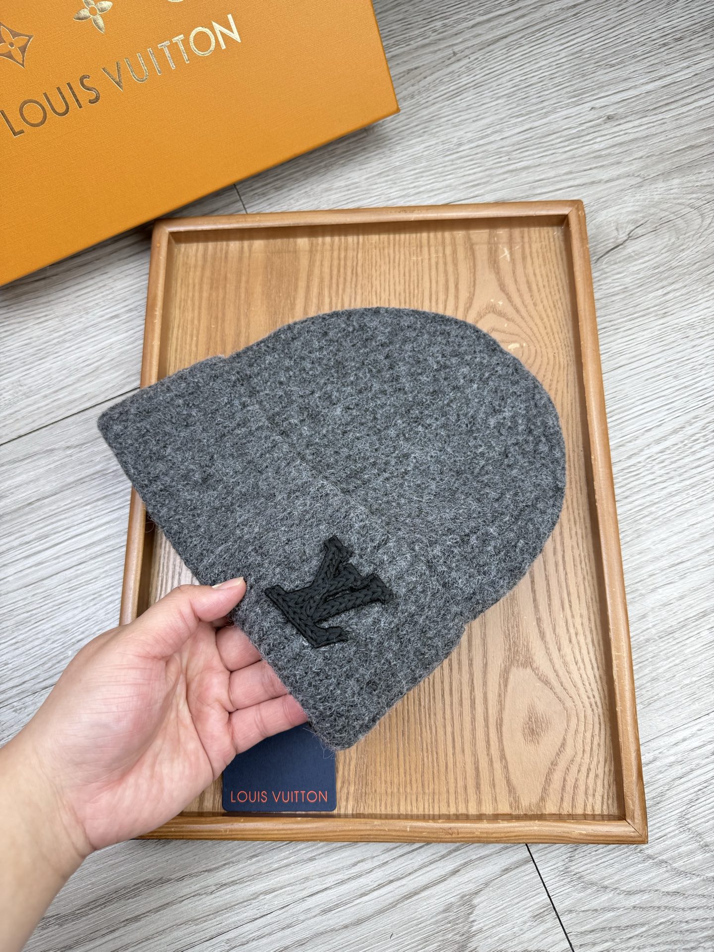 。L家。福利！【细毛线针织单帽】新款上架，特别实惠的一个系列帽子，面料：细毛线。密度紧致！毛线针织面料手