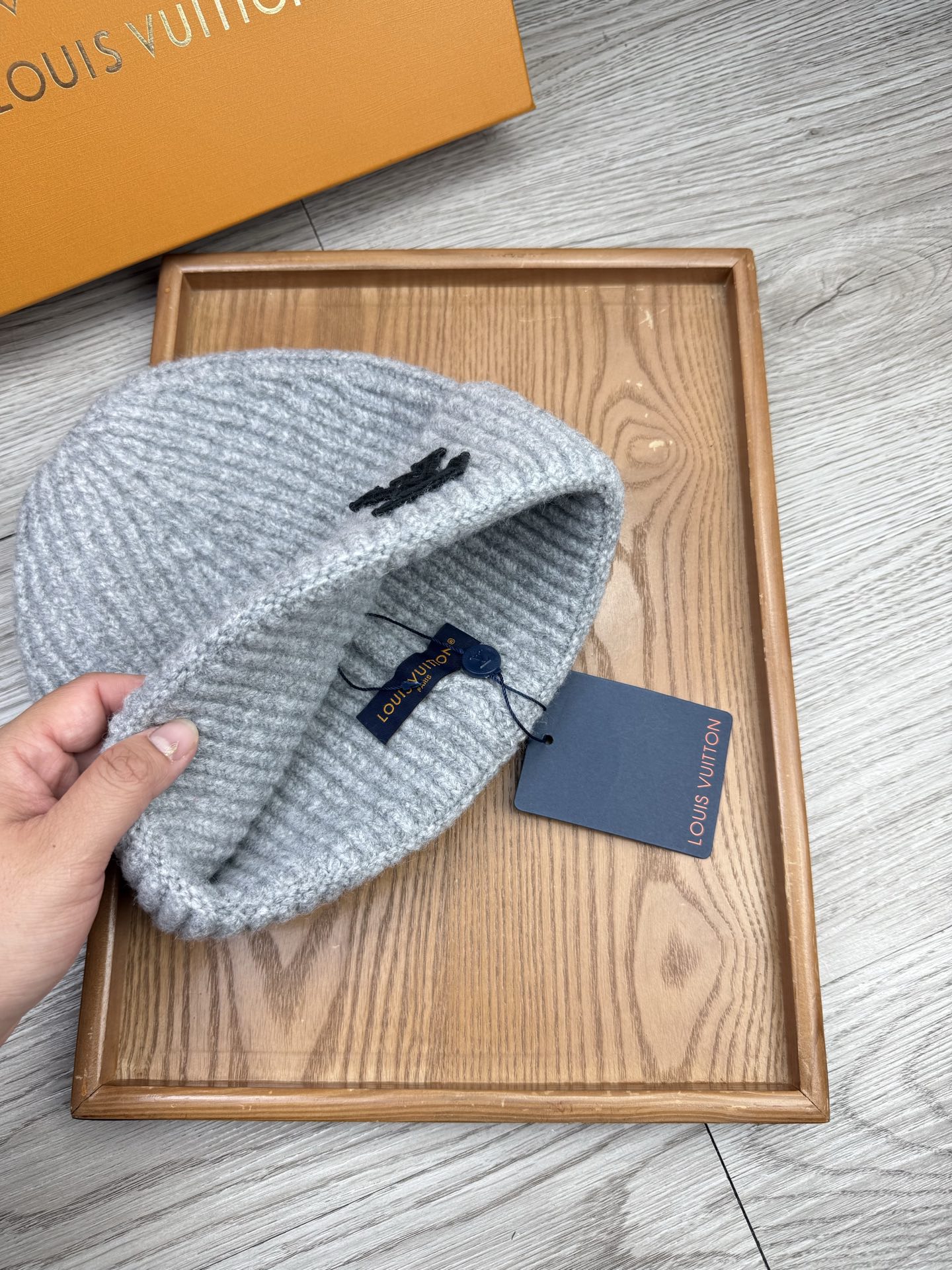 。L家。福利！【细毛线针织单帽】新款上架，特别实惠的一个系列帽子，面料：细毛线。密度紧致！毛线针织面料手