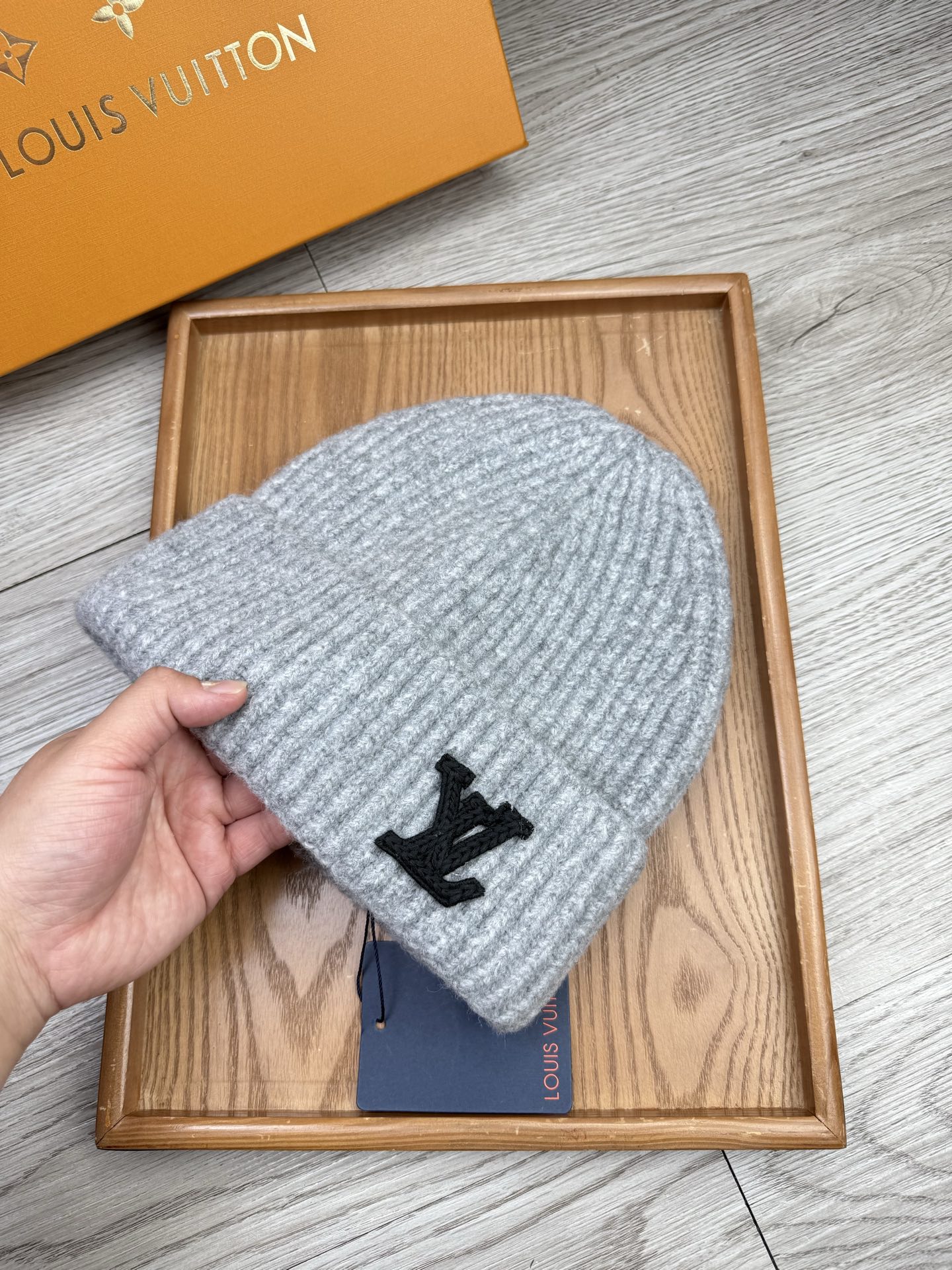 。L家。福利！【细毛线针织单帽】新款上架，特别实惠的一个系列帽子，面料：细毛线。密度紧致！毛线针织面料手