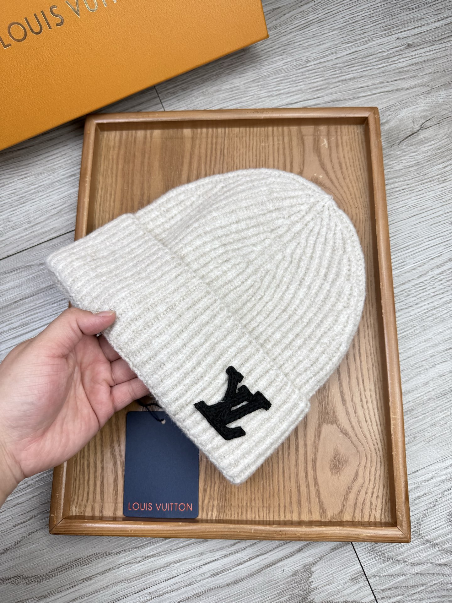 。L家。福利！【细毛线针织单帽】新款上架，特别实惠的一个系列帽子，面料：细毛线。密度紧致！毛线针织面料手