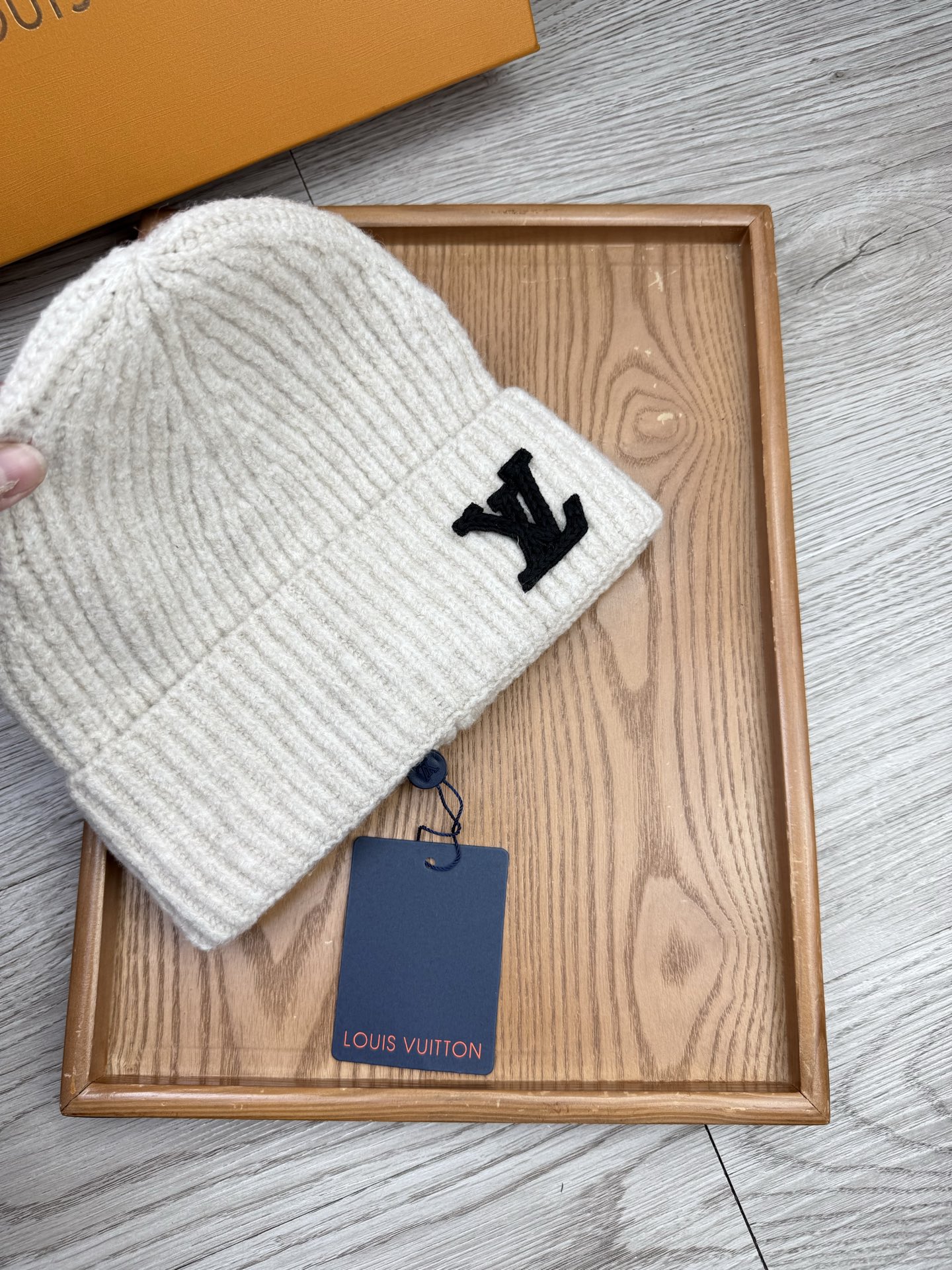 。L家。福利！【细毛线针织单帽】新款上架，特别实惠的一个系列帽子，面料：细毛线。密度紧致！毛线针织面料手