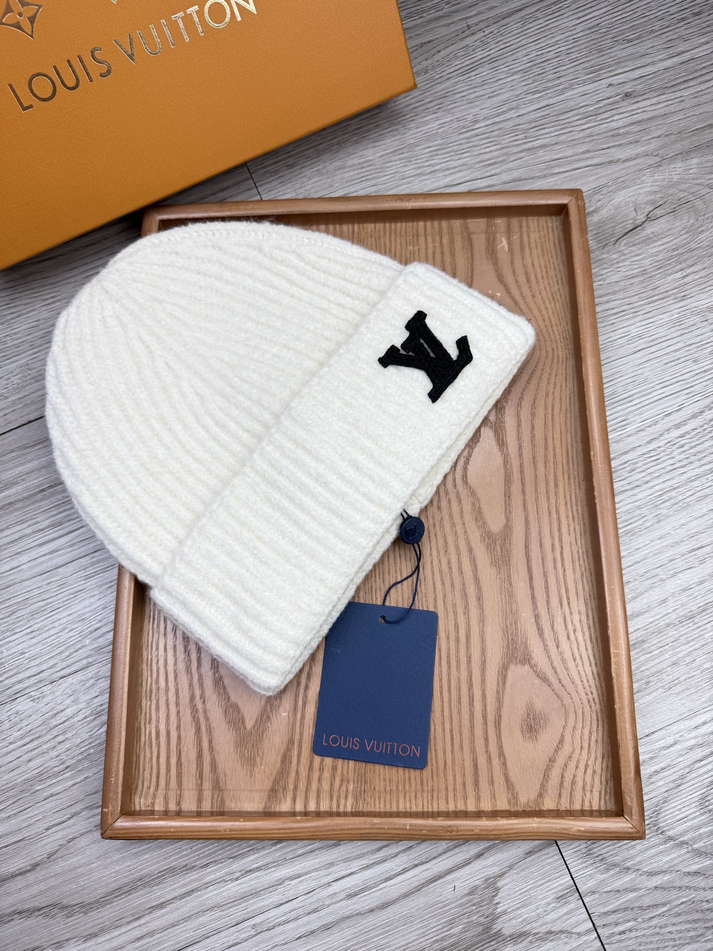 。L家。福利！【细毛线针织单帽】新款上架，特别实惠的一个系列帽子，面料：细毛线。密度紧致！毛线针织面料手