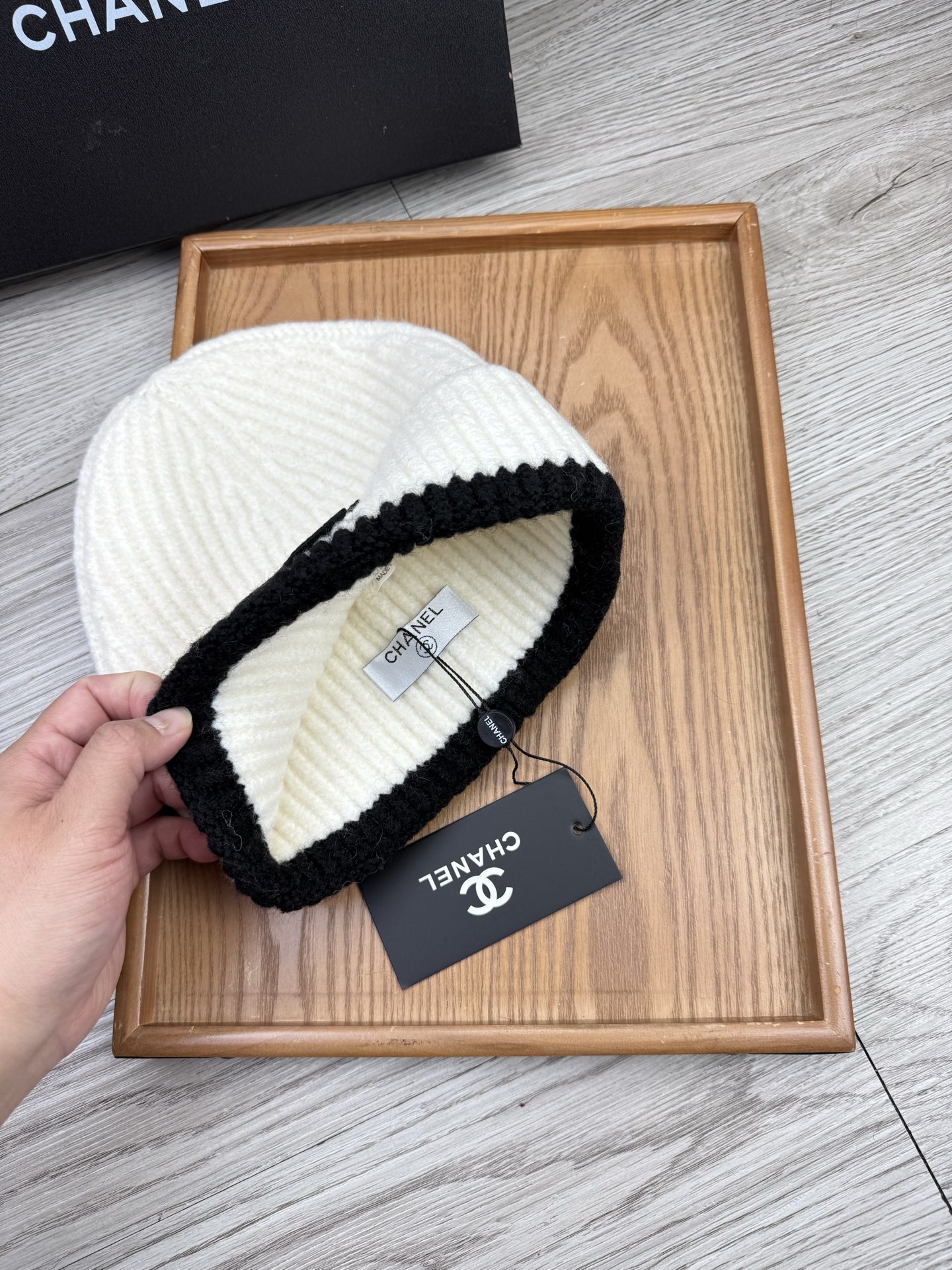 。C家。福利！【细毛线针织单帽】新款上架，特别实惠的一个系列帽子，面料：细毛线。密度紧致！毛线针织面料手