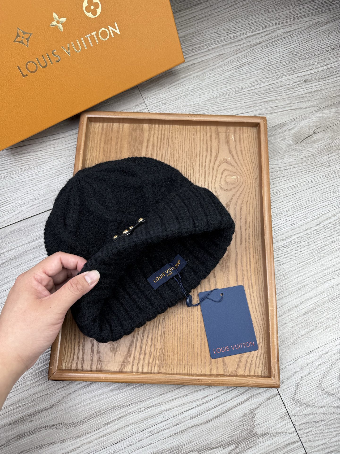 。L家。福利！【细毛线针织单帽】新款上架，特别实惠的一个系列帽子，面料：细毛线。密度紧致！毛线针织面料手