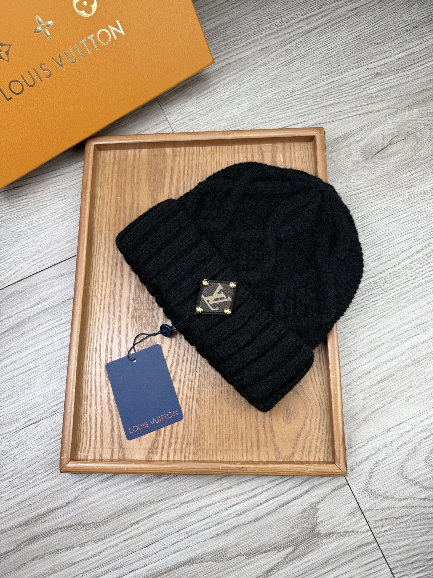 。L家。福利！【细毛线针织单帽】新款上架，特别实惠的一个系列帽子，面料：细毛线。密度紧致！毛线针织面料手