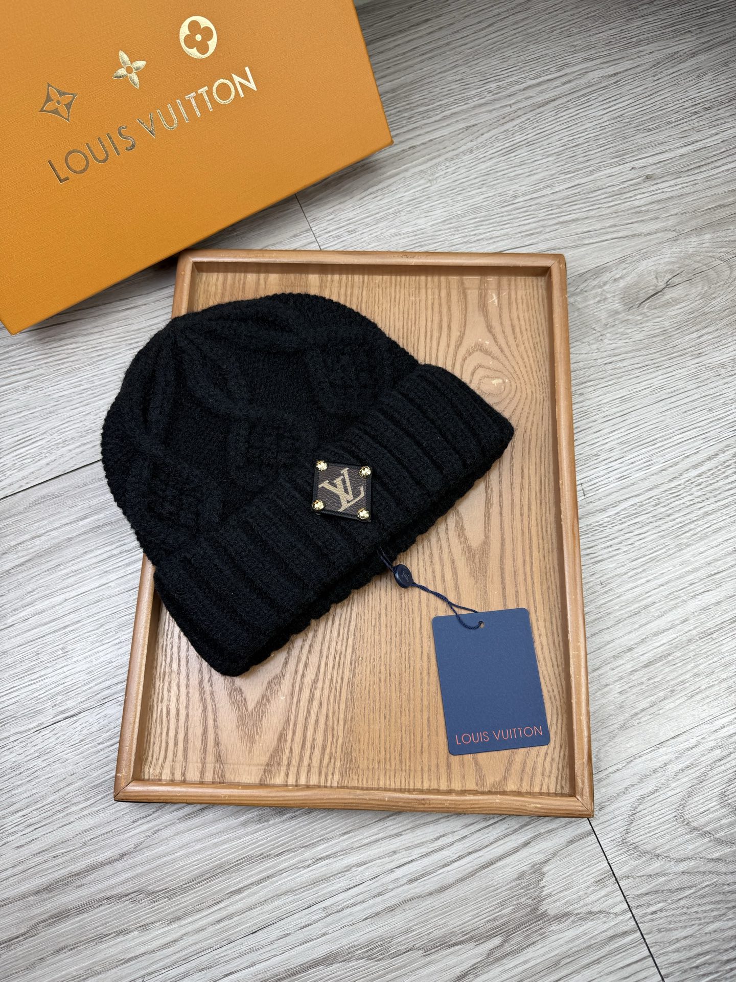 。L家。福利！【细毛线针织单帽】新款上架，特别实惠的一个系列帽子，面料：细毛线。密度紧致！毛线针织面料手