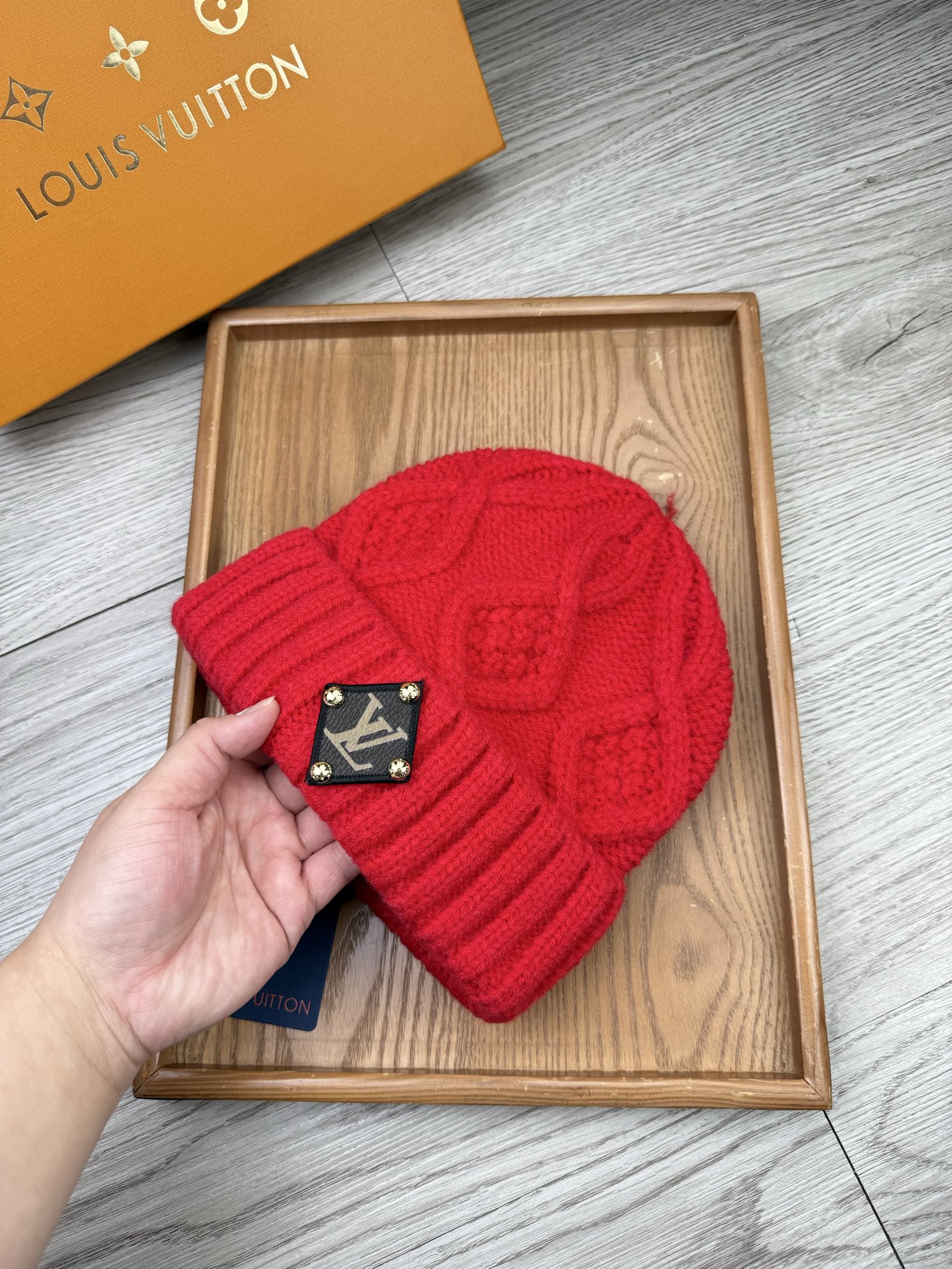 。L家。福利！【细毛线针织单帽】新款上架，特别实惠的一个系列帽子，面料：细毛线。密度紧致！毛线针织面料手