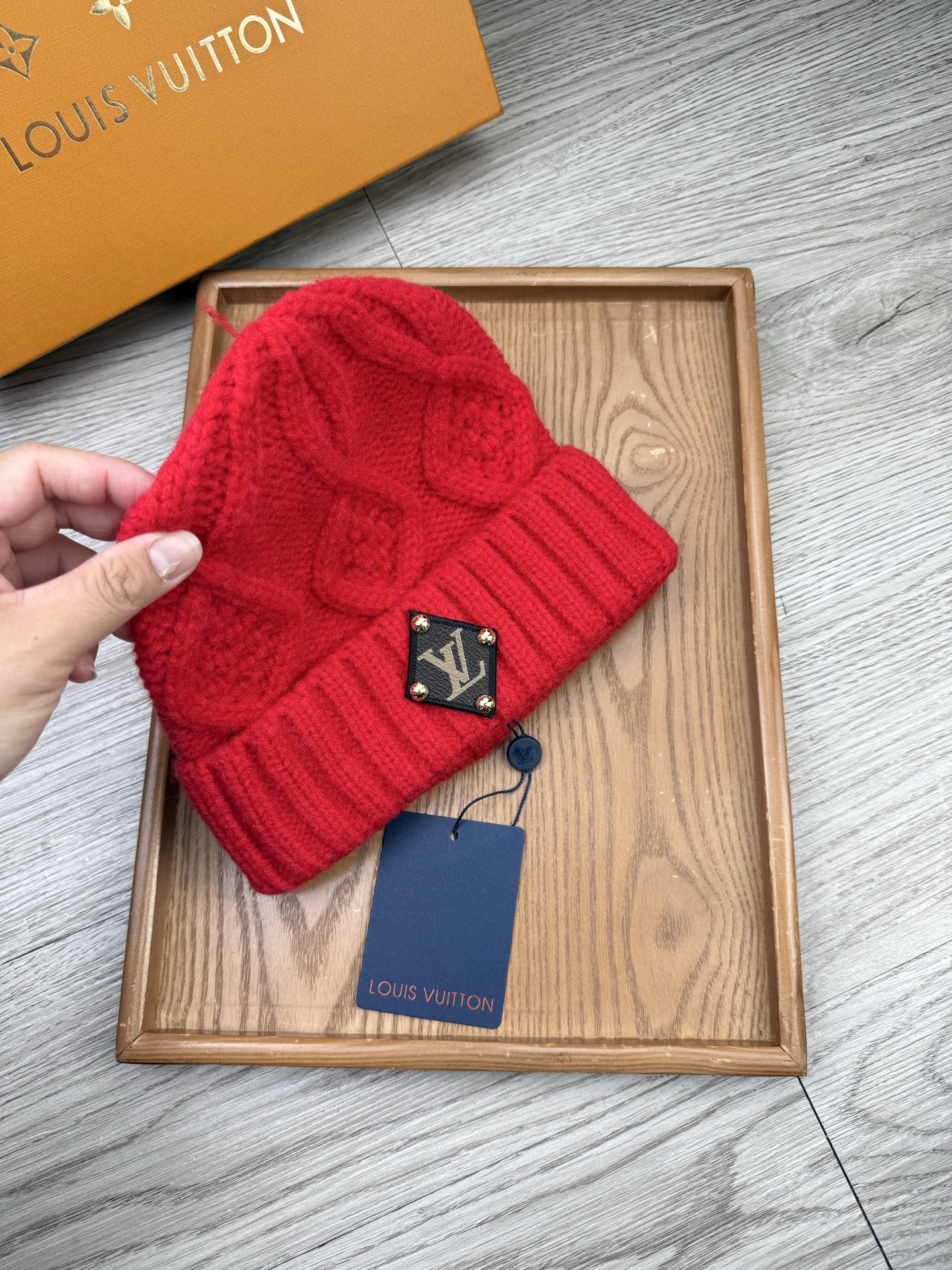 。L家。福利！【细毛线针织单帽】新款上架，特别实惠的一个系列帽子，面料：细毛线。密度紧致！毛线针织面料手