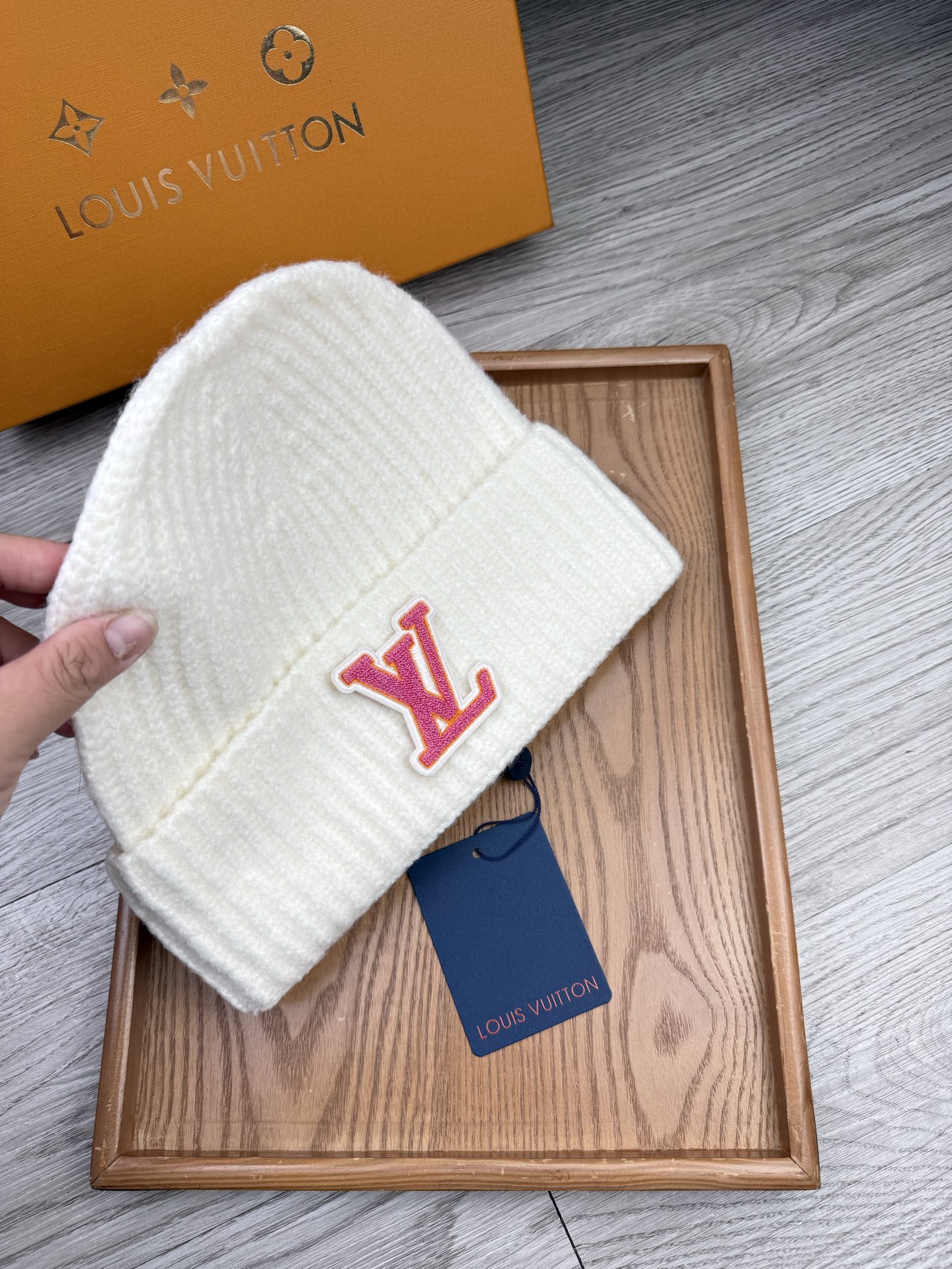 。L家。福利！【细毛线针织单帽】新款上架，特别实惠的一个系列帽子，面料：细毛线。密度紧致！毛线针织面料手