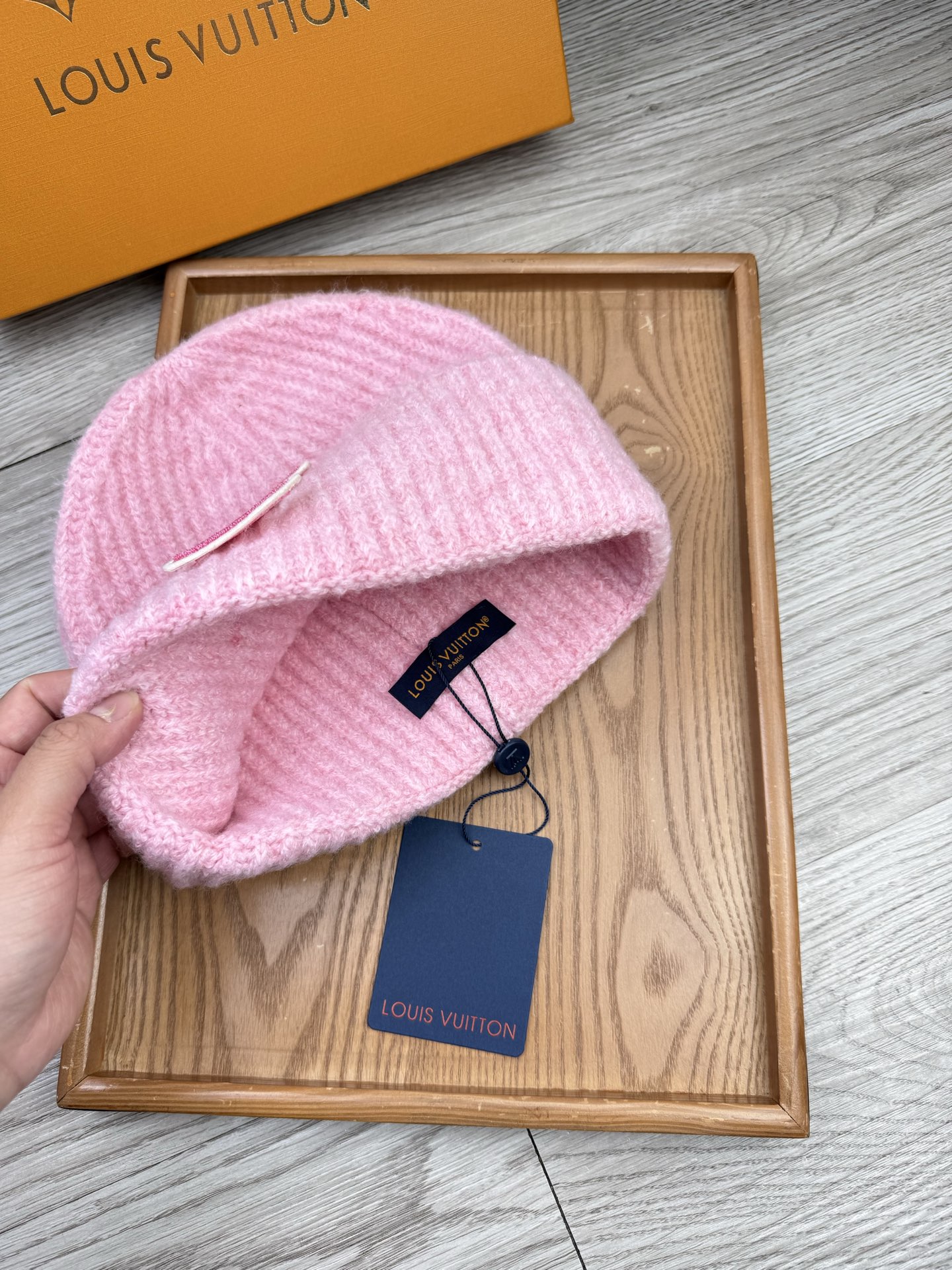 。L家。福利！【细毛线针织单帽】新款上架，特别实惠的一个系列帽子，面料：细毛线。密度紧致！毛线针织面料手