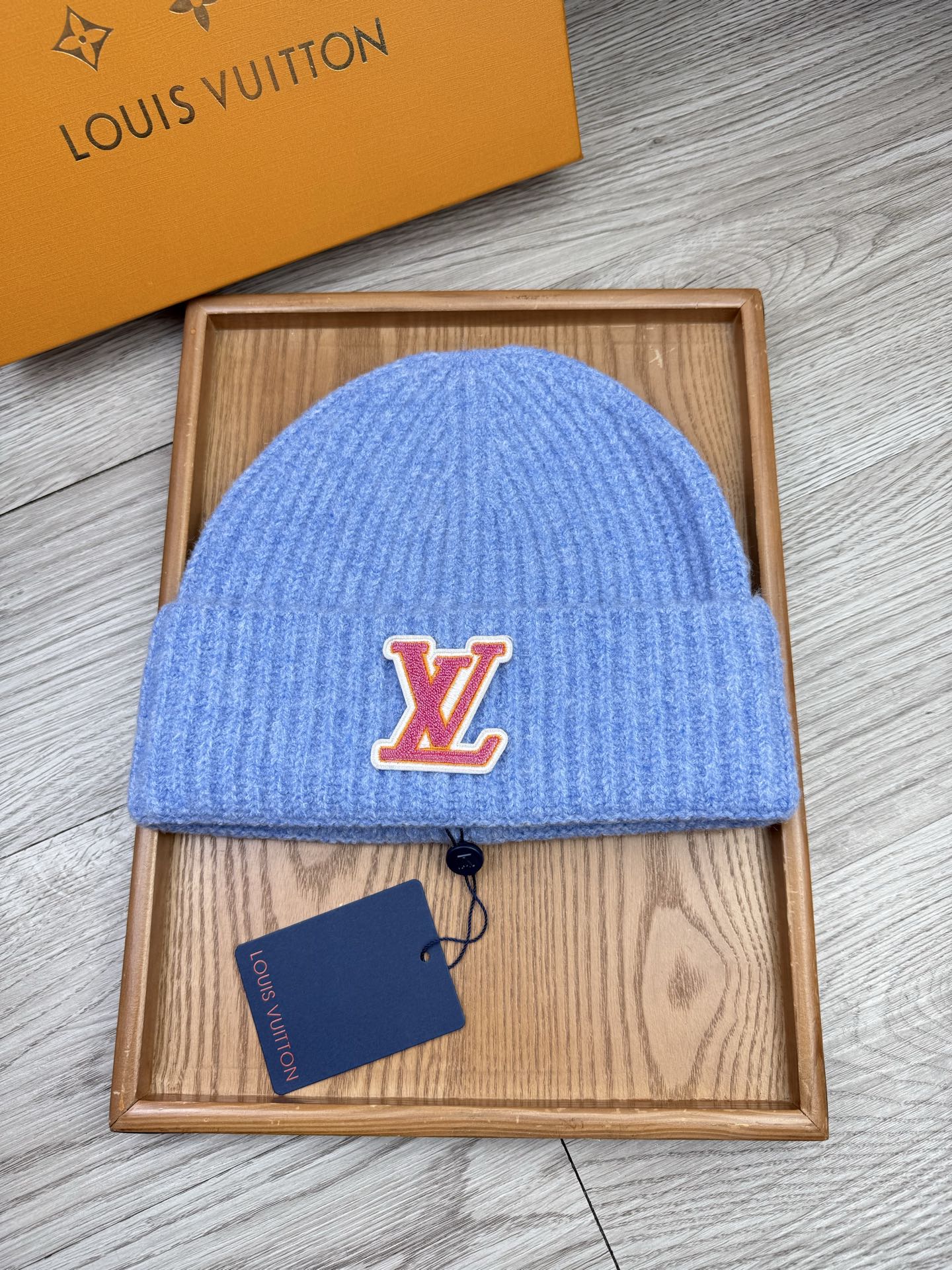 。L家。福利！【细毛线针织单帽】新款上架，特别实惠的一个系列帽子，面料：细毛线。密度紧致！毛线针织面料手