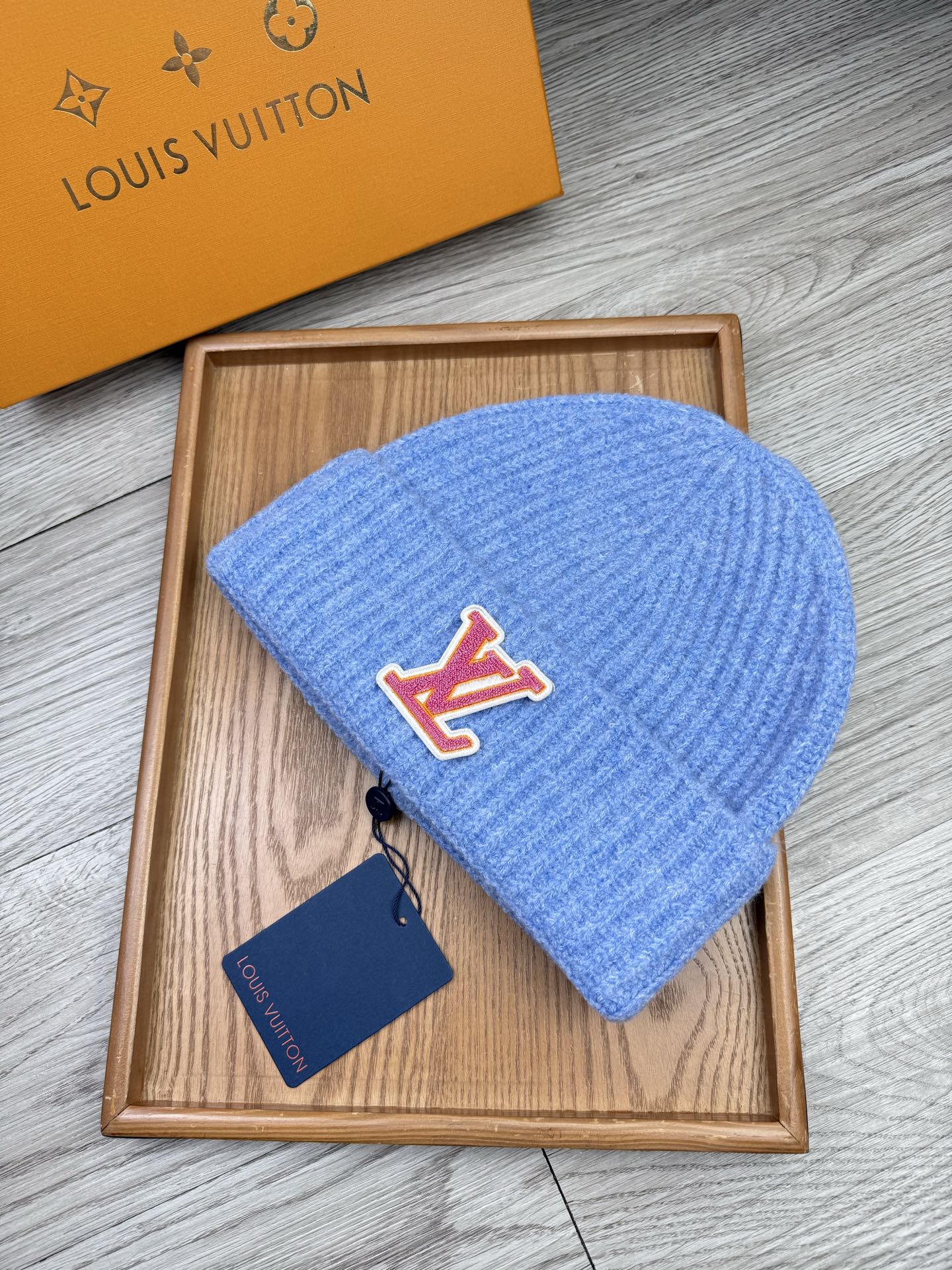 。L家。福利！【细毛线针织单帽】新款上架，特别实惠的一个系列帽子，面料：细毛线。密度紧致！毛线针织面料手