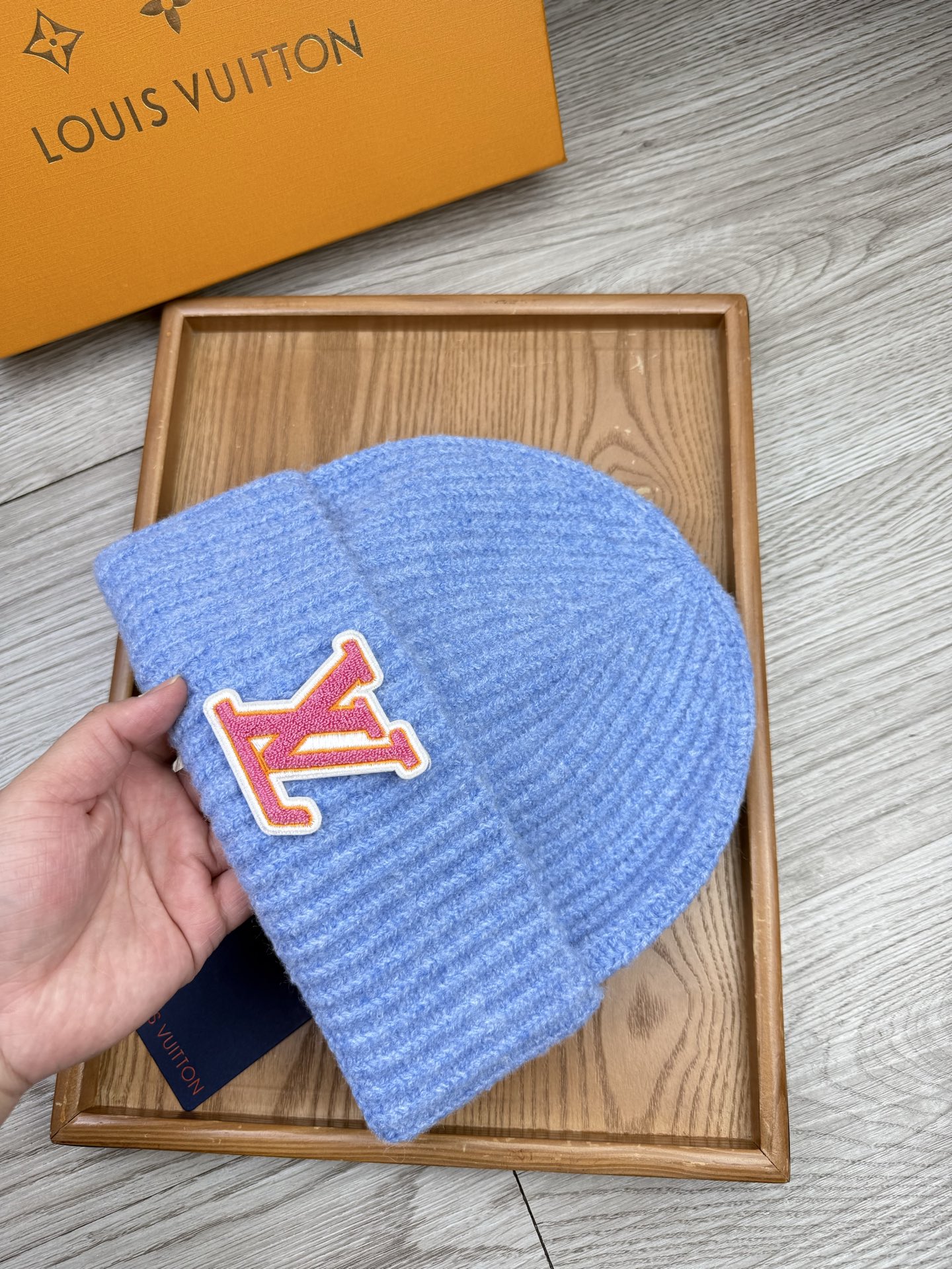 。L家。福利！【细毛线针织单帽】新款上架，特别实惠的一个系列帽子，面料：细毛线。密度紧致！毛线针织面料手