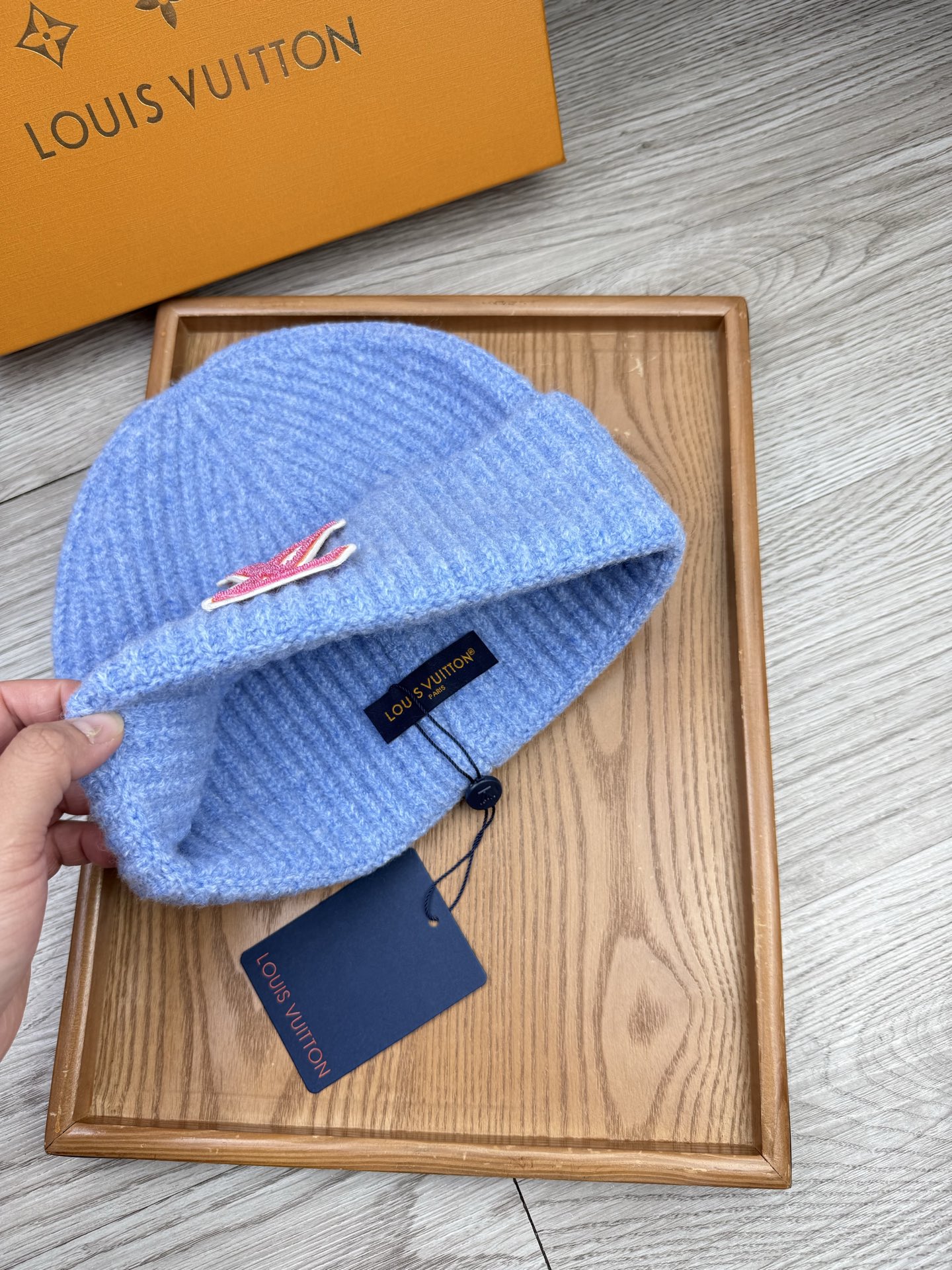 。L家。福利！【细毛线针织单帽】新款上架，特别实惠的一个系列帽子，面料：细毛线。密度紧致！毛线针织面料手